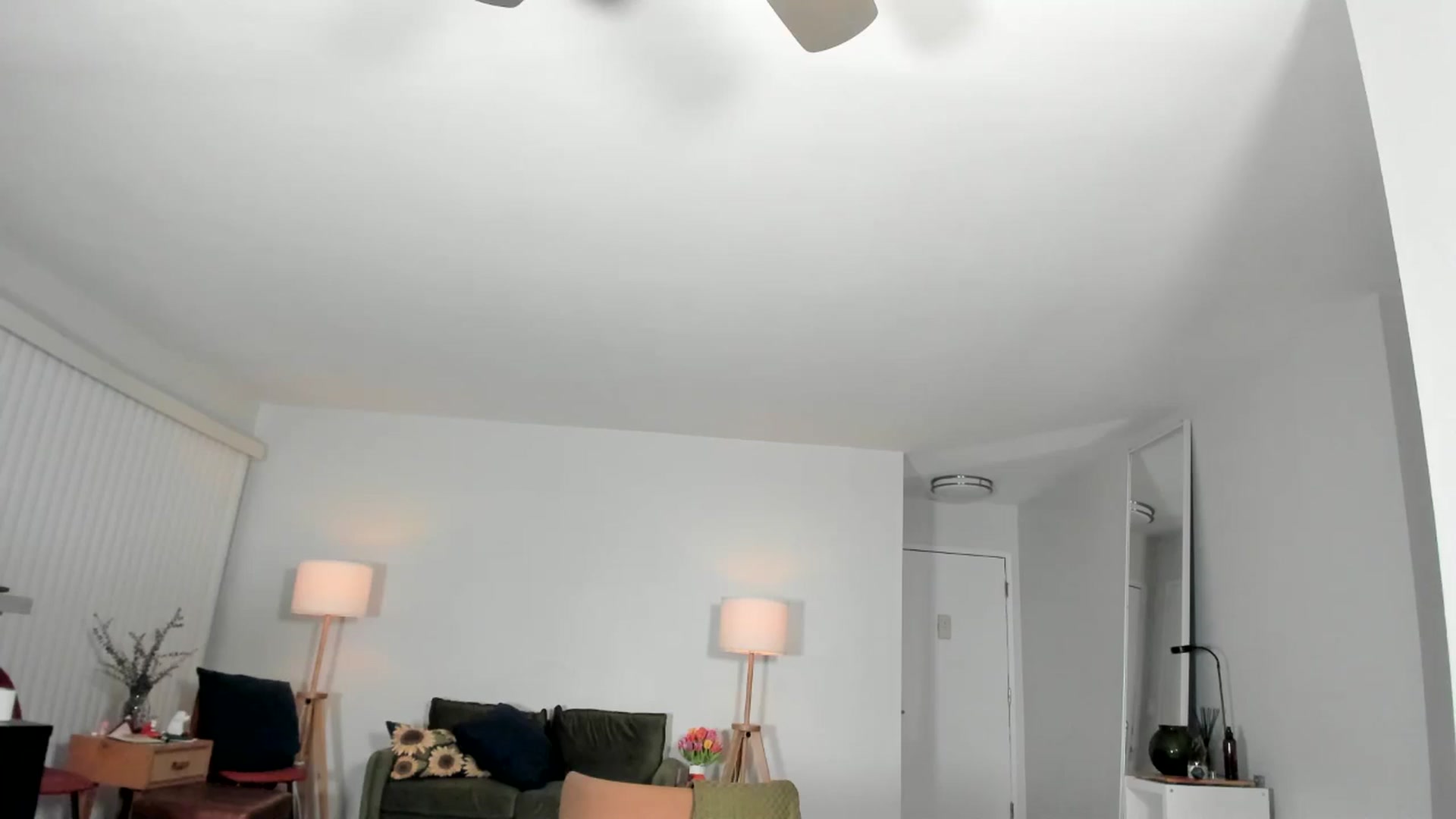 Gallery image thumbnail from Frankiiy_'s myfreecams stream on, 08/21/2024, 08:05 image 10 of 20