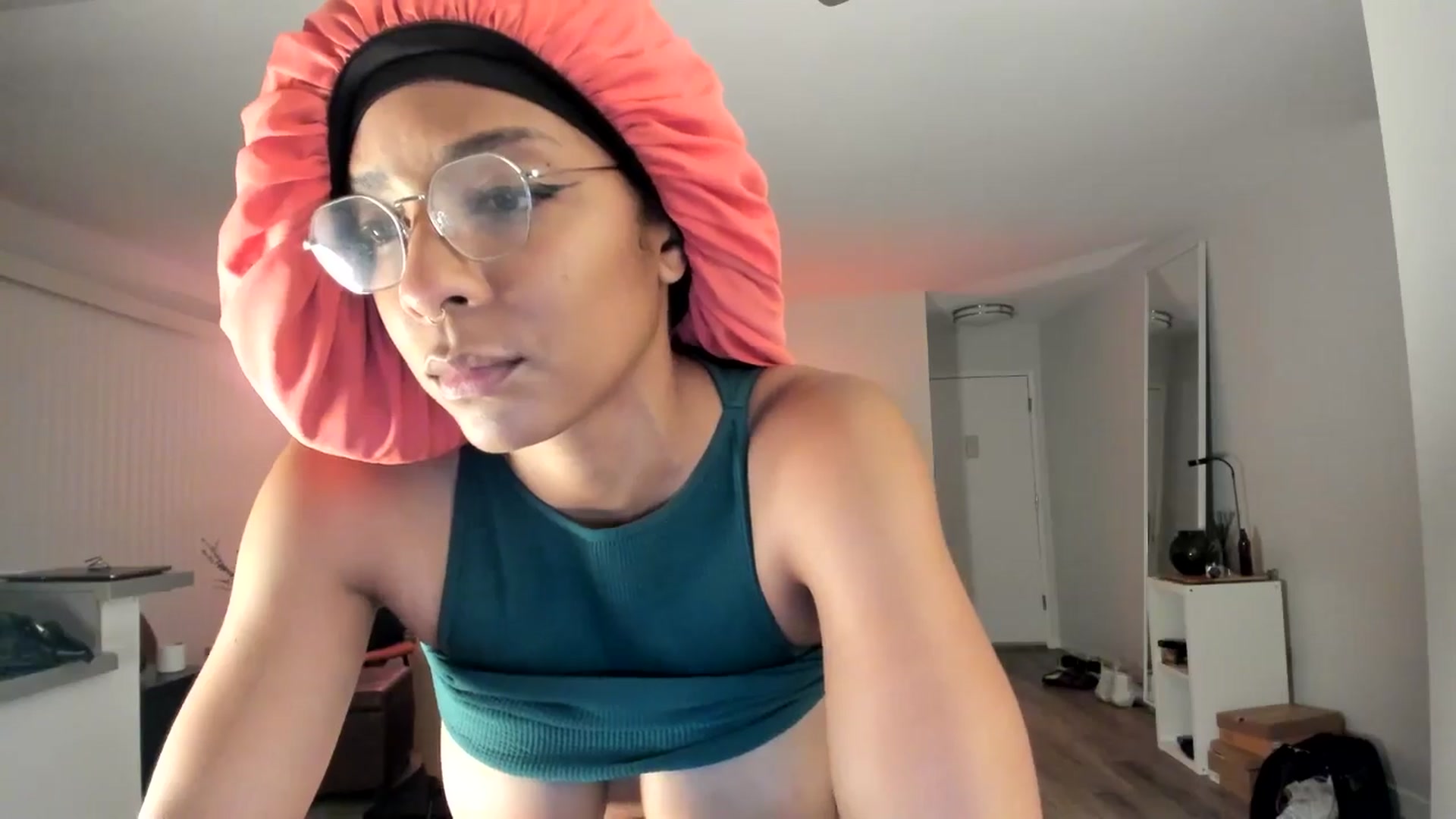 Gallery image thumbnail from Frankiiy_'s myfreecams stream on, 08/22/2024, 10:06 image 16 of 20