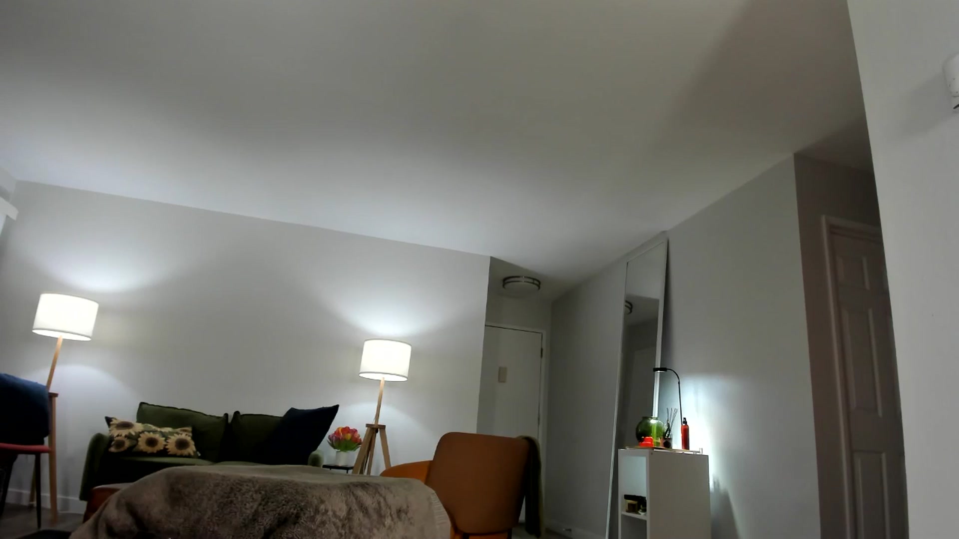 Gallery image thumbnail from Frankiiy_'s myfreecams stream on, 08/28/2024, 04:59 image 4 of 20