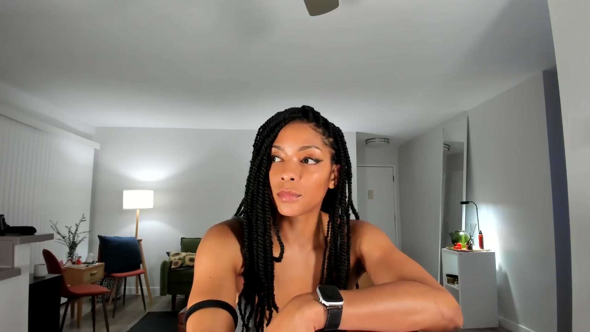 Gallery image thumbnail from Frankiiy_'s myfreecams stream on, 08/29/2024, 05:33 image 13 of 20