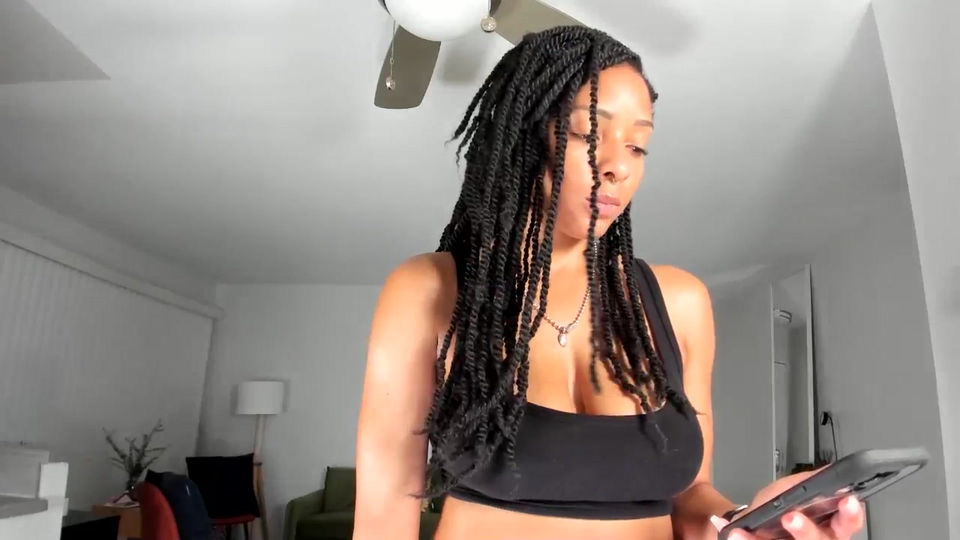 Gallery image thumbnail from Frankiiy_'s myfreecams stream on, 09/05/2024, 09:06 image 2 of 20