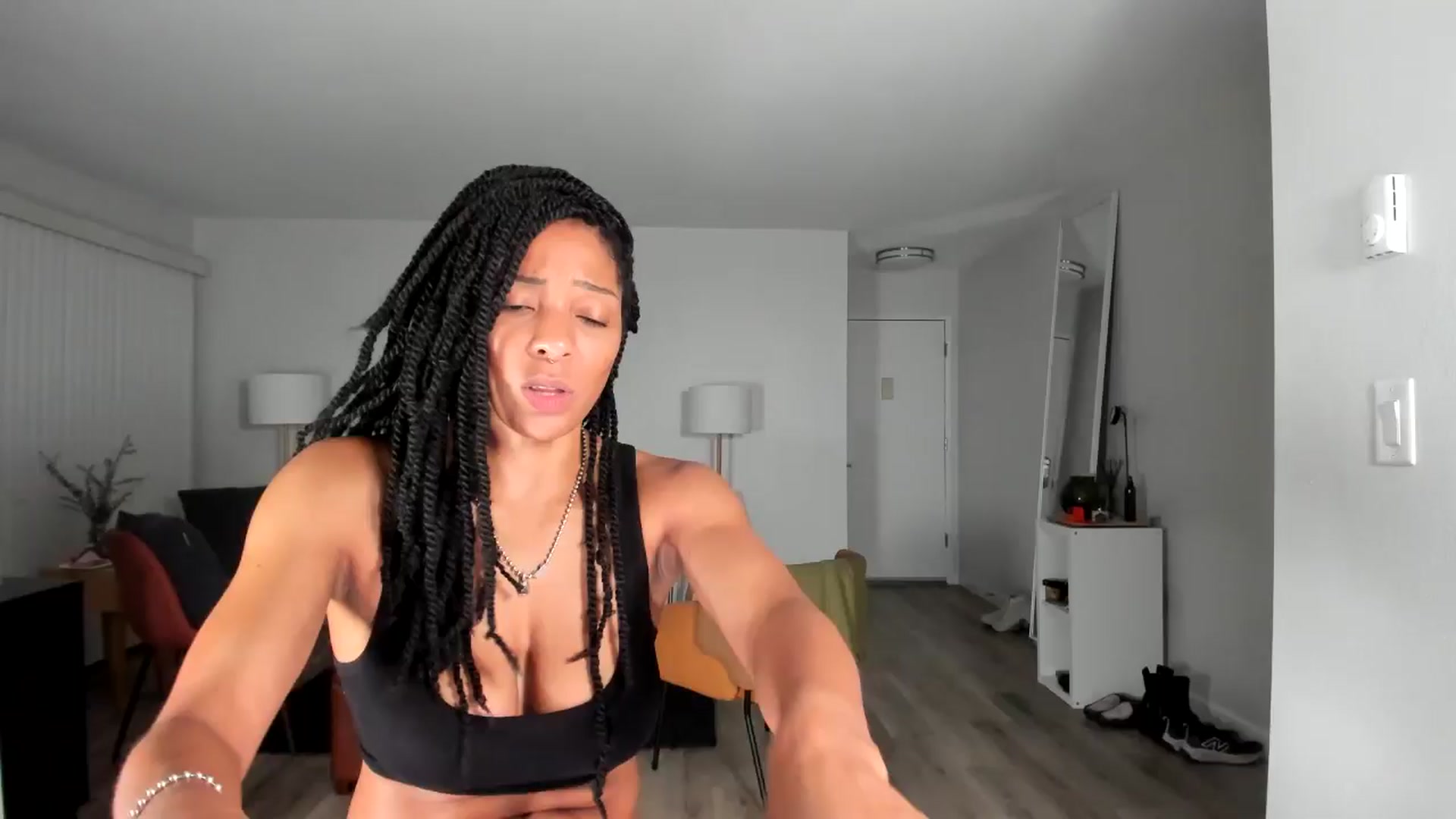 Gallery image thumbnail from Frankiiy_'s myfreecams stream on, 09/05/2024, 09:06 image 18 of 20
