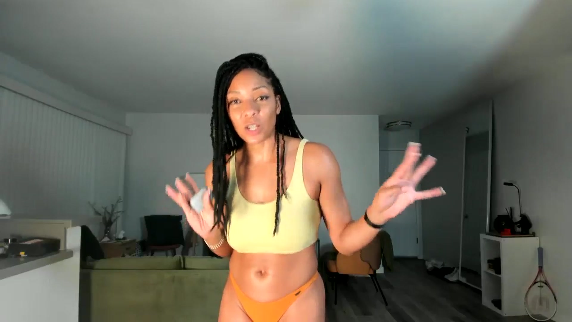 Gallery image thumbnail from Frankiiy_'s myfreecams stream on, 10/01/2024, 09:10 image 9 of 20