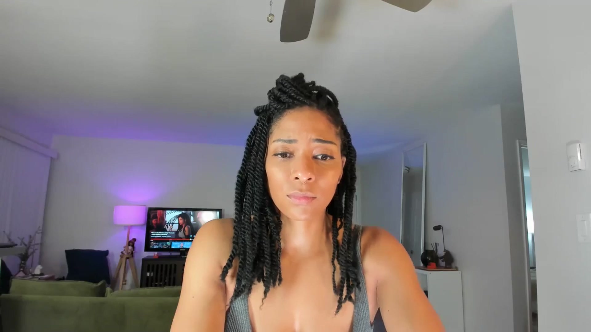 Gallery image thumbnail from Frankiiy_'s myfreecams stream on, 10/15/2024, 07:18 image 18 of 20