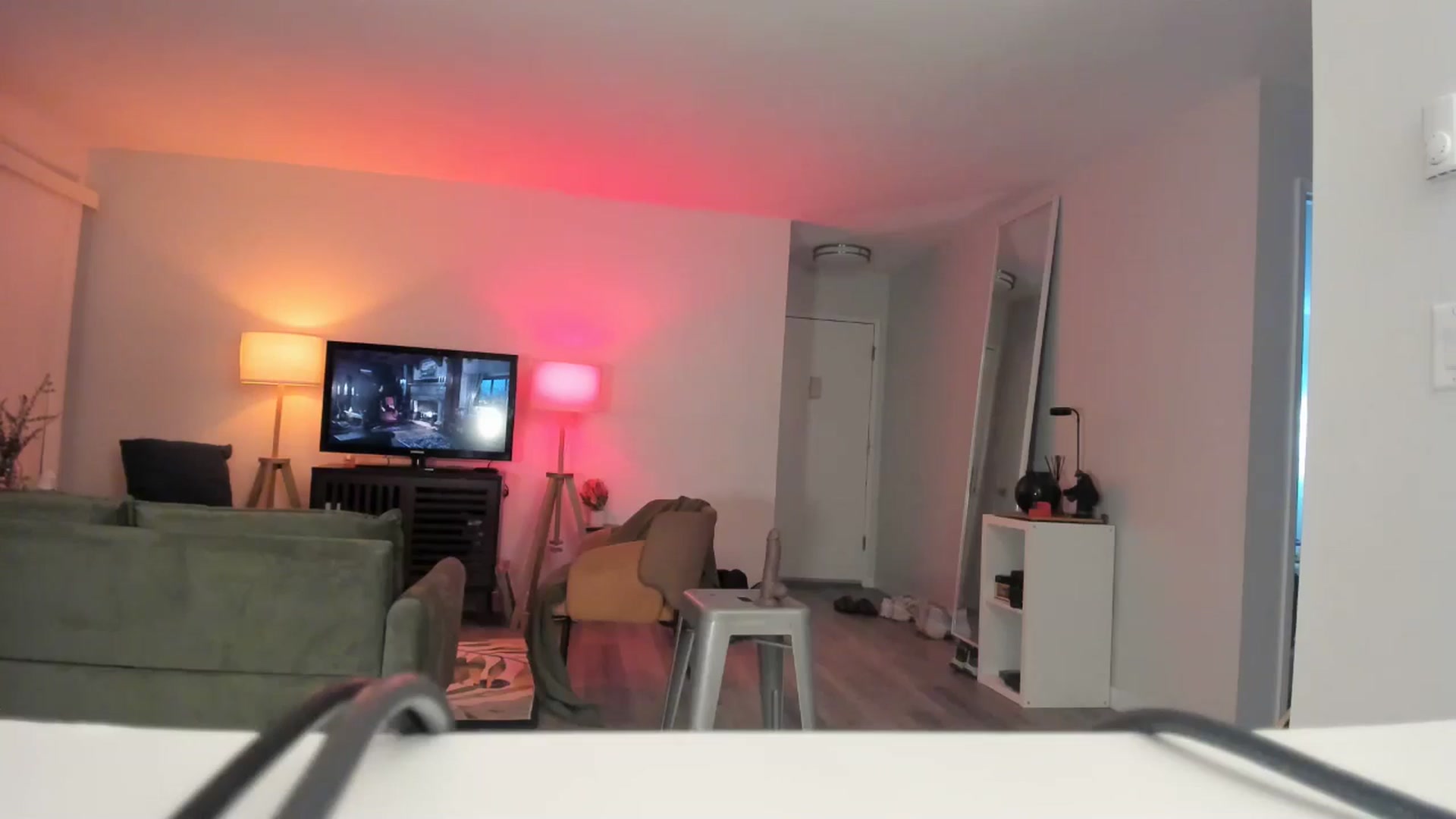 Gallery image thumbnail from Frankiiy_'s myfreecams stream on, 10/16/2024, 07:10 image 5 of 20
