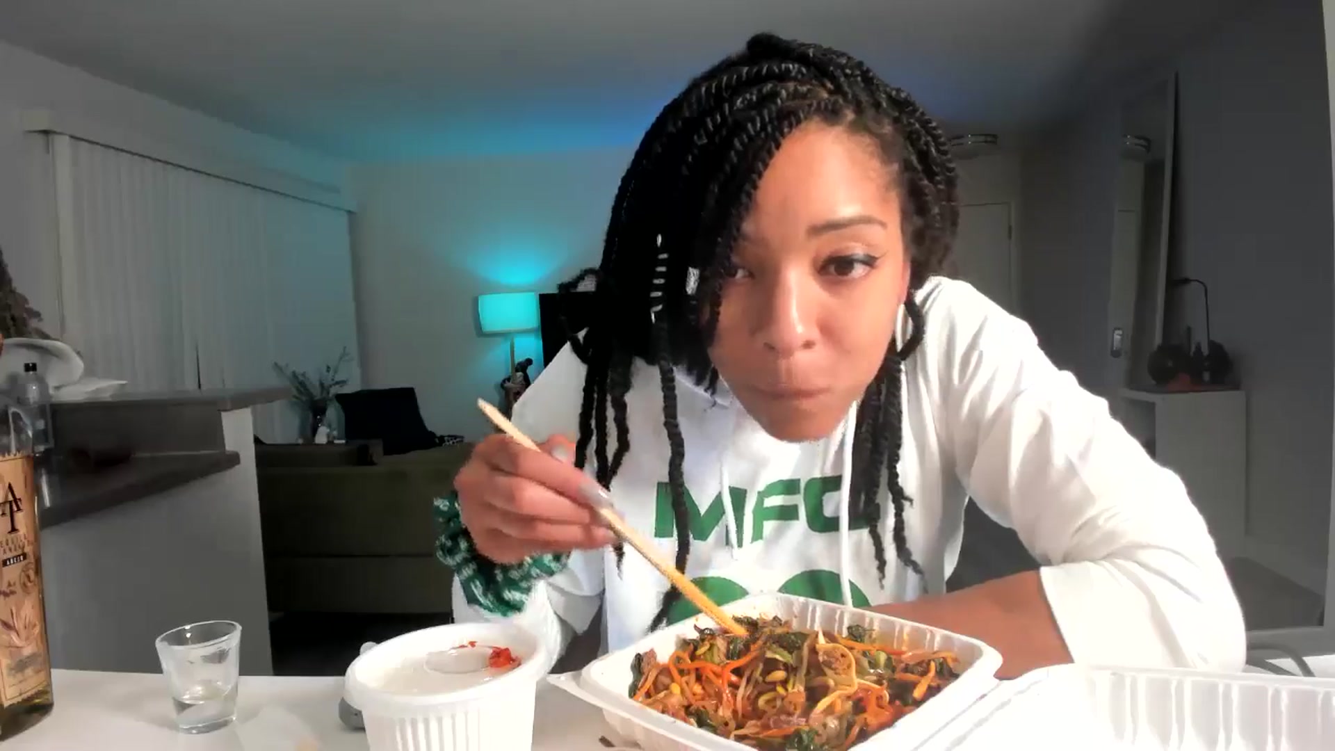 Gallery image thumbnail from Frankiiy_'s myfreecams stream on, 10/24/2024, 08:56 image 13 of 20