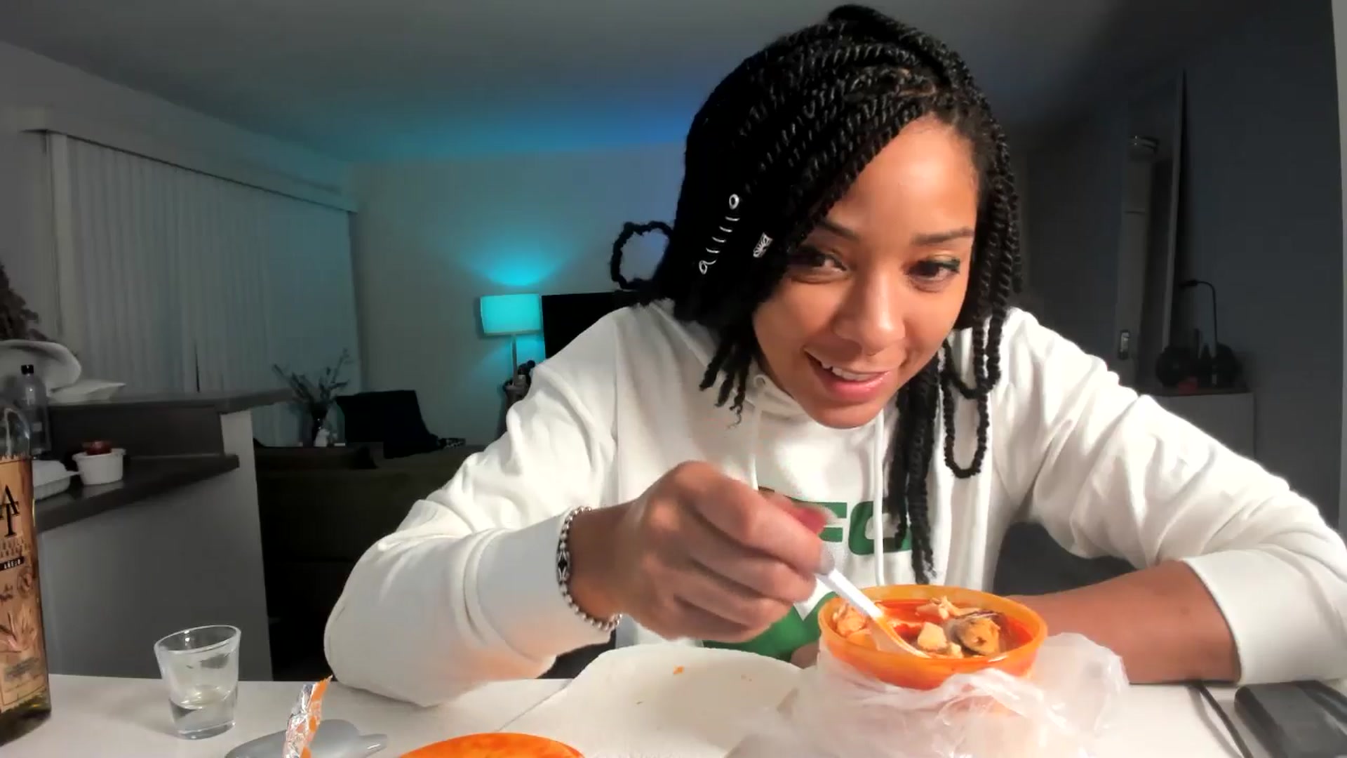 Gallery image thumbnail from Frankiiy_'s myfreecams stream on, 10/24/2024, 08:56 image 14 of 20