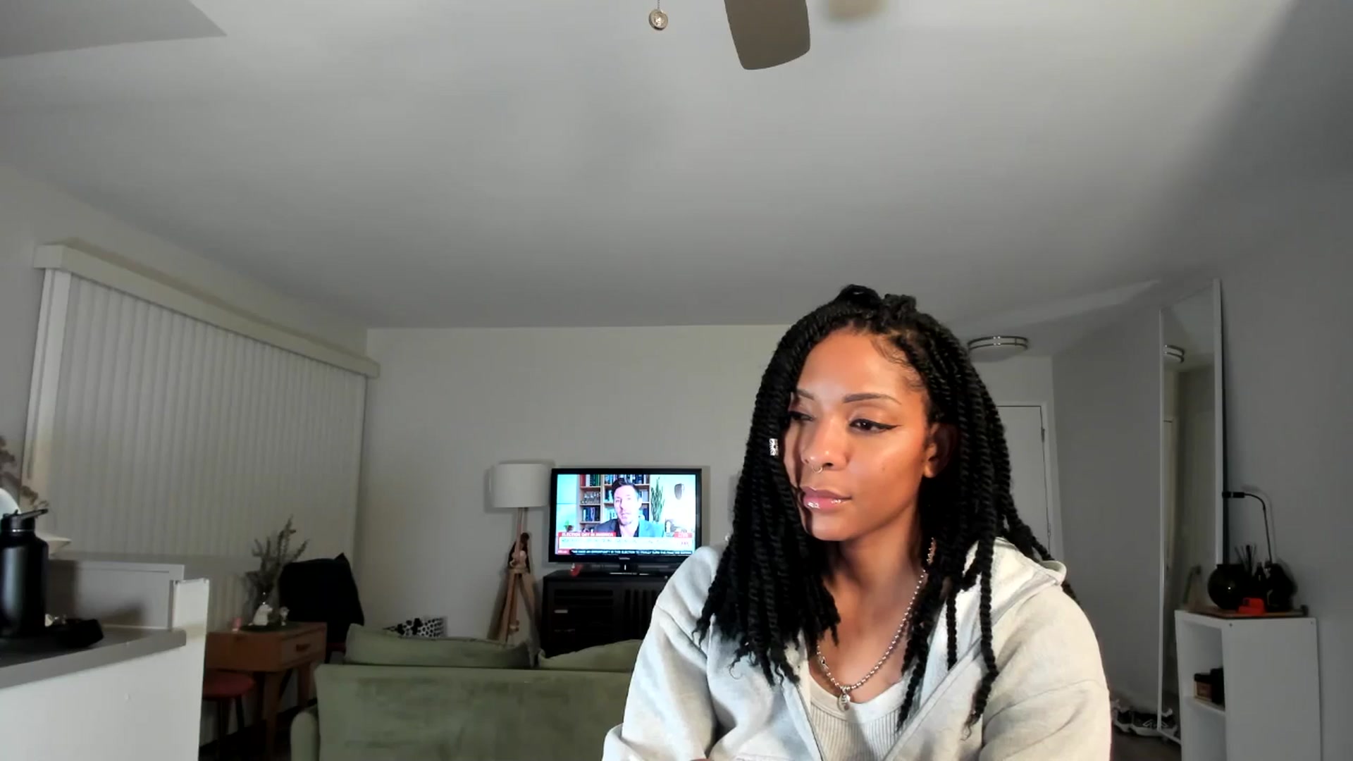 Gallery image thumbnail from Frankiiy_'s myfreecams stream on, 11/05/2024, 08:32 image 19 of 20