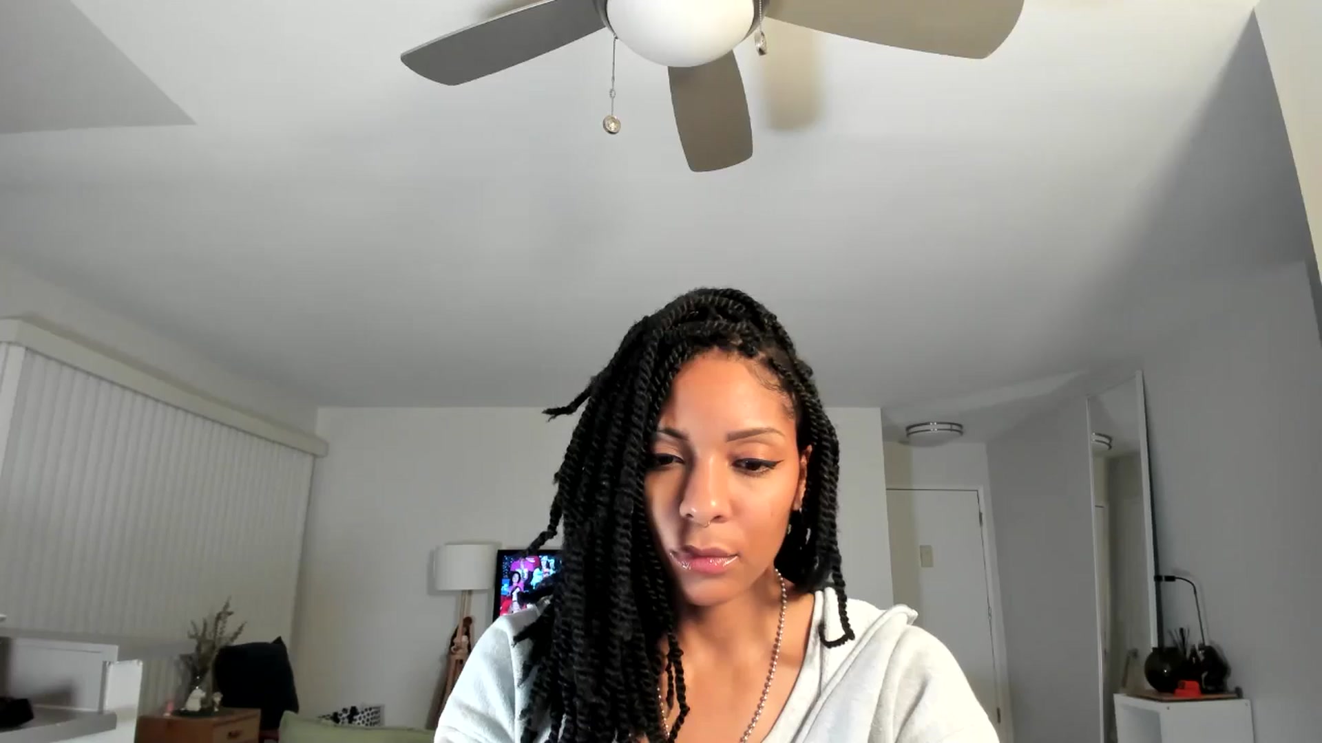 Gallery image thumbnail from Frankiiy_'s myfreecams stream on, 11/05/2024, 09:00 image 1 of 20