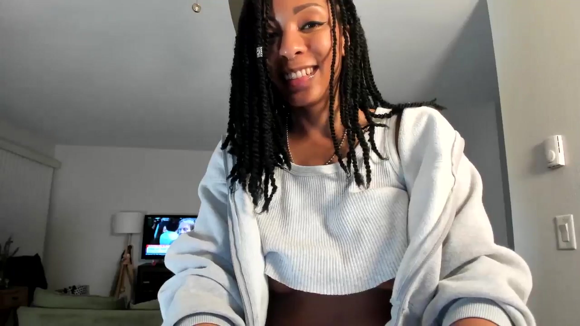 Gallery image thumbnail from Frankiiy_'s myfreecams stream on, 11/05/2024, 09:00 image 16 of 20