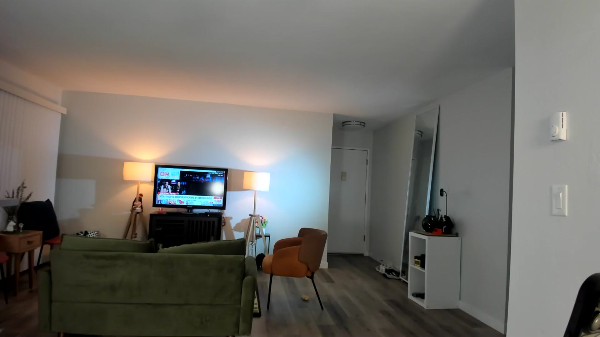 Gallery image thumbnail from Frankiiy_'s myfreecams stream on, 11/06/2024, 08:17 image 2 of 20