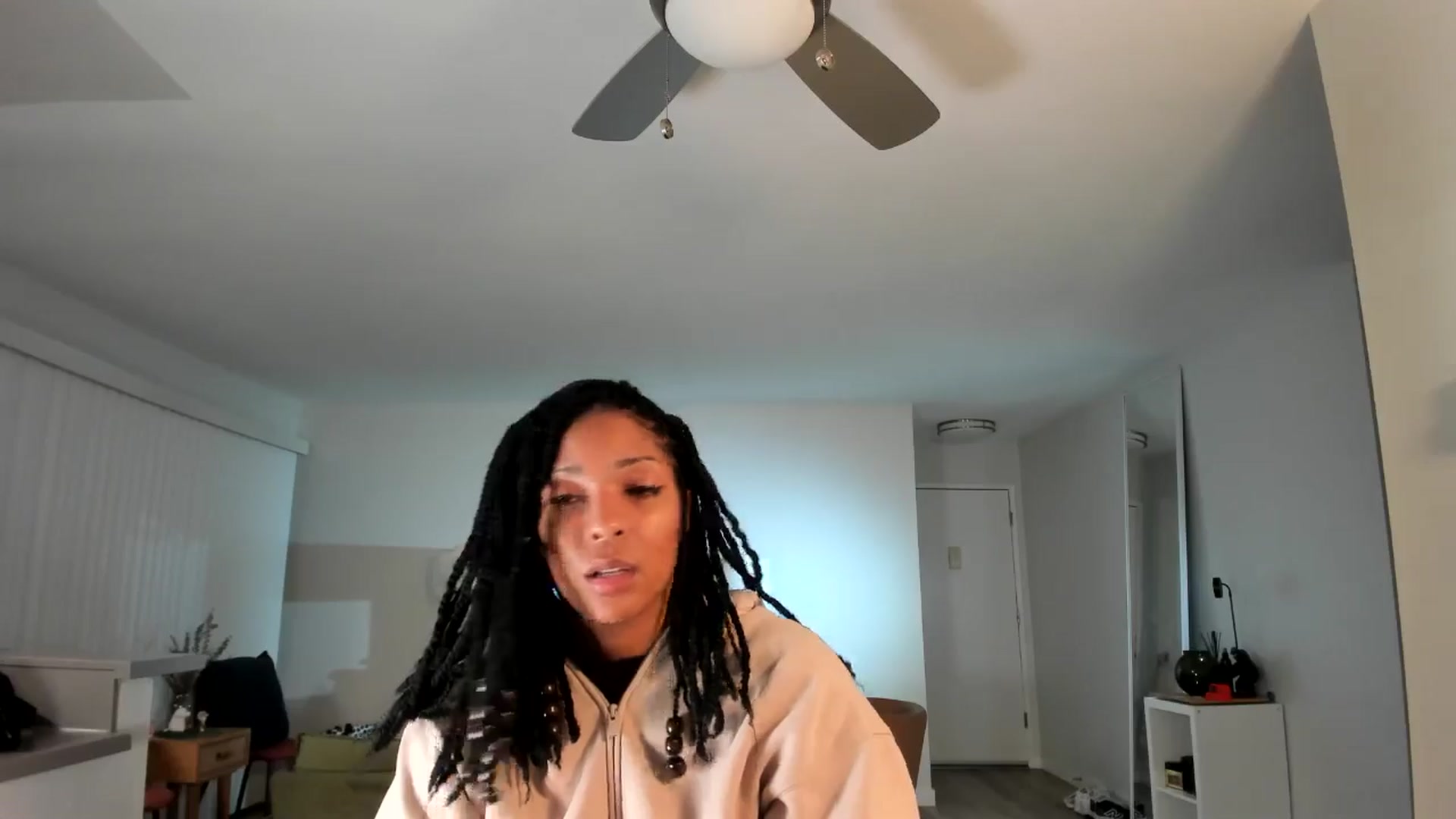 Gallery image thumbnail from Frankiiy_'s myfreecams stream on, 11/06/2024, 11:45 image 12 of 20