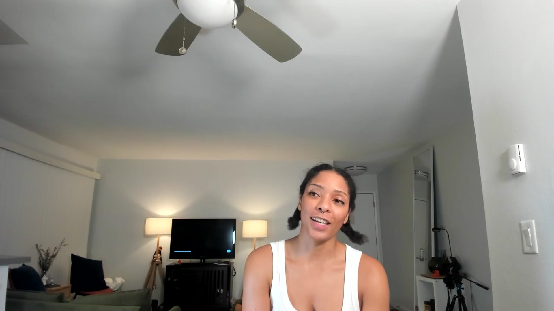 Gallery image thumbnail from Frankiiy_'s myfreecams stream on, 11/26/2024, 09:47 image 11 of 20