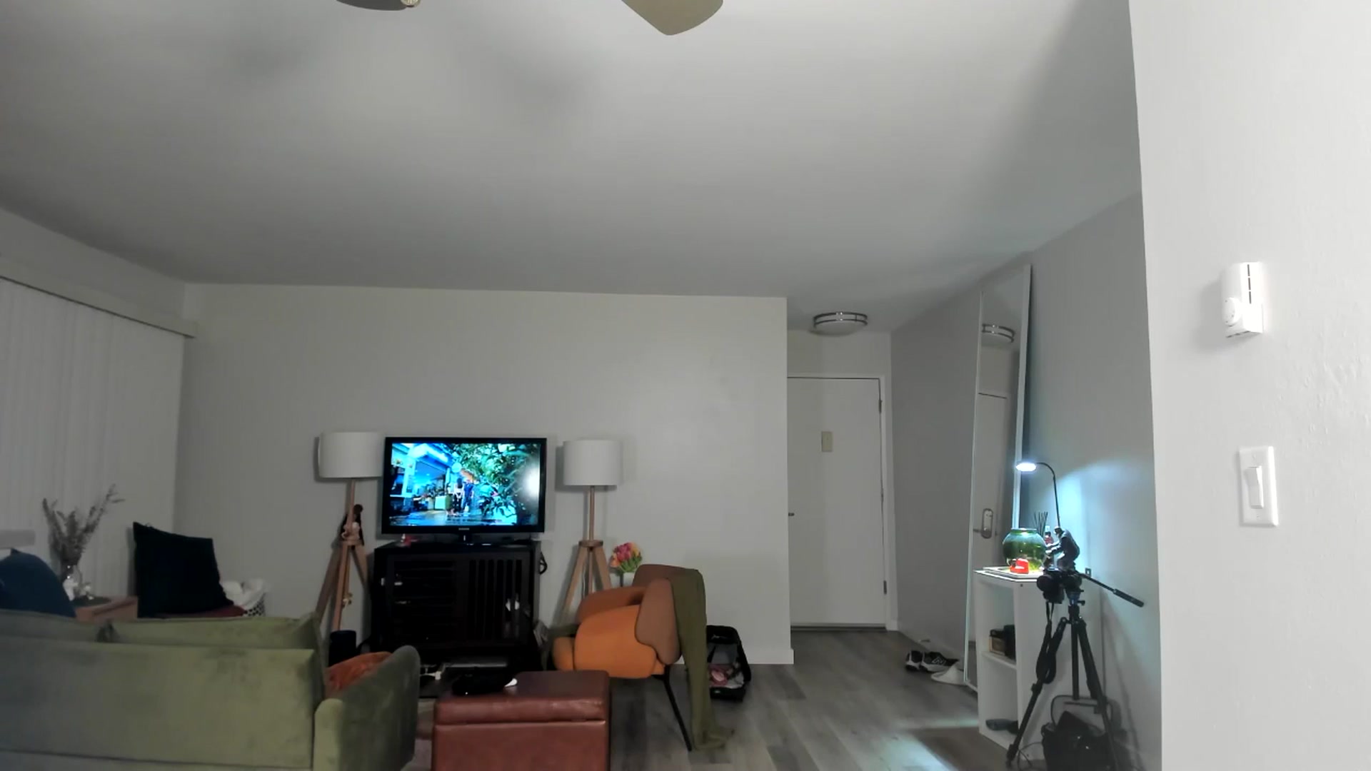 Gallery image thumbnail from Frankiiy_'s myfreecams stream on, 11/27/2024, 11:45 image 15 of 20