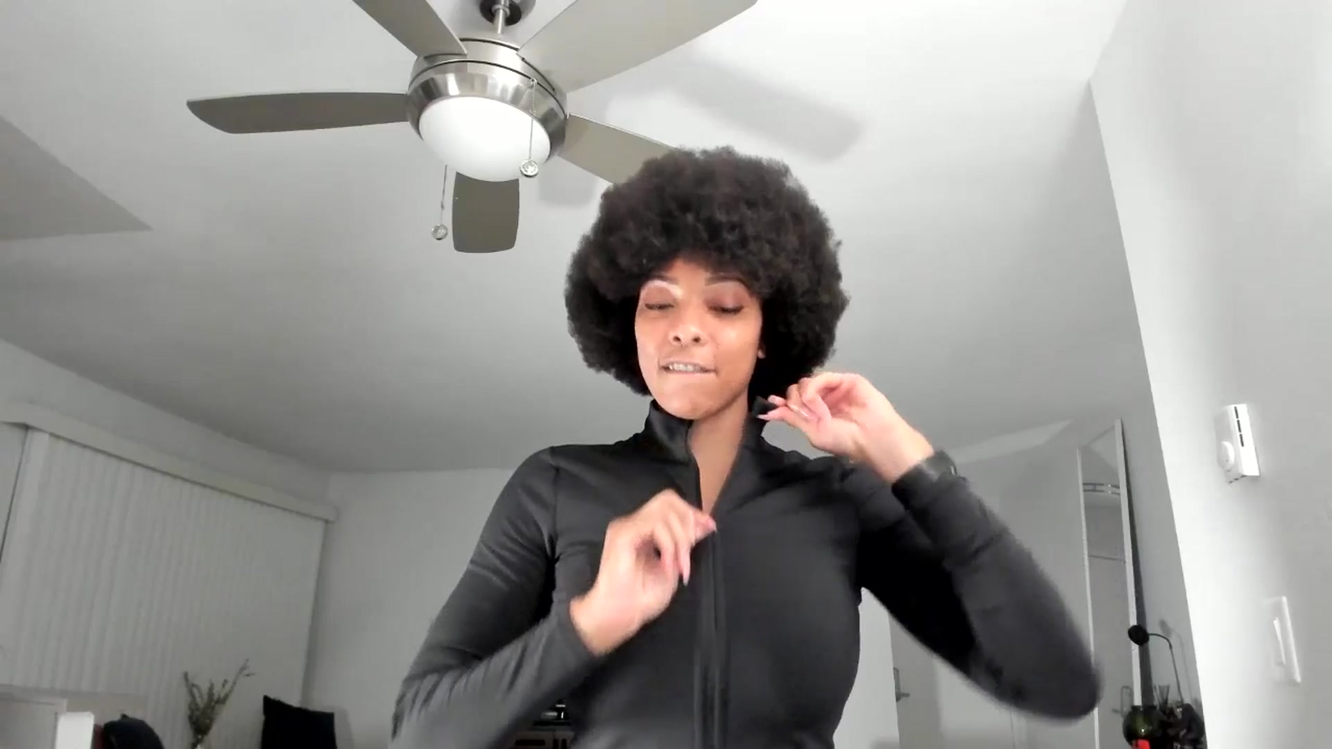 Gallery image thumbnail from Frankiiy_'s myfreecams stream on, 12/04/2024, 07:39 image 13 of 20