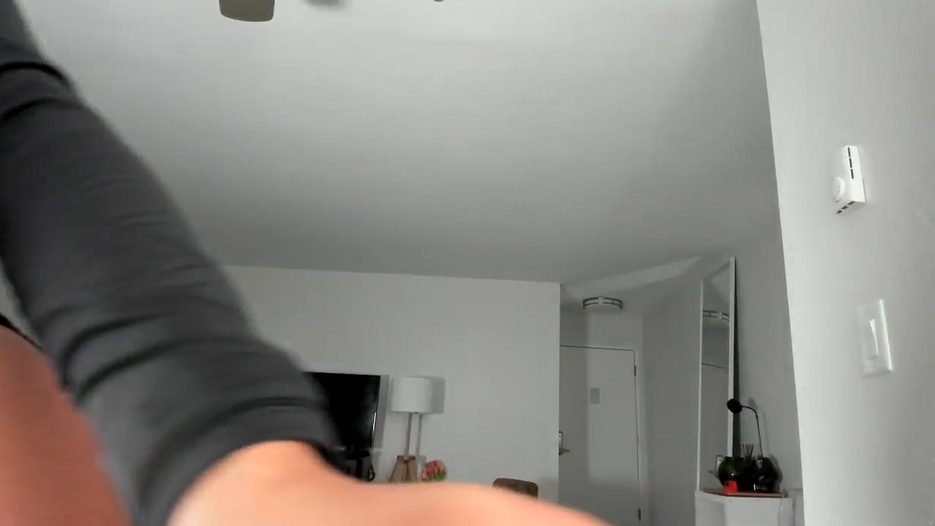 Gallery image thumbnail from Frankiiy_'s myfreecams stream on, 12/04/2024, 07:39 image 4 of 20