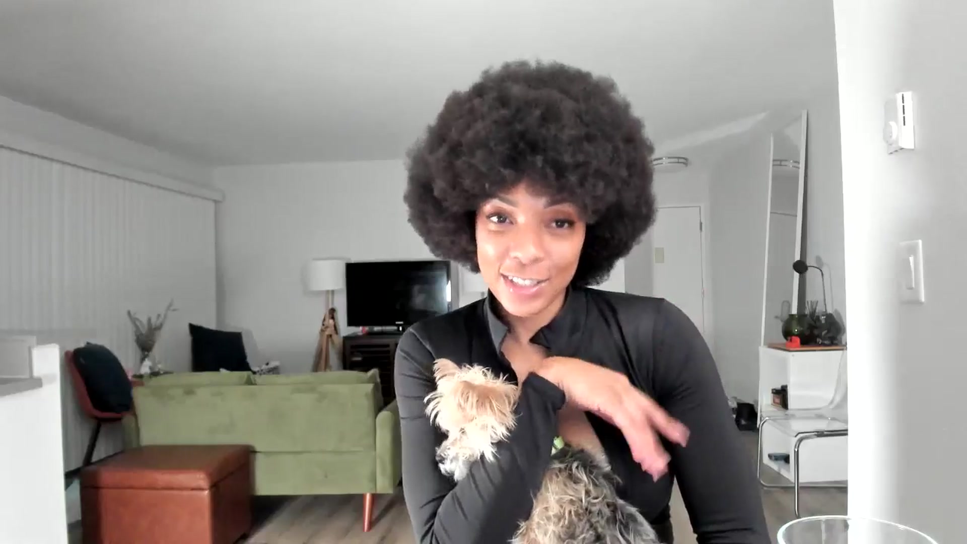 Gallery image thumbnail from Frankiiy_'s myfreecams stream on, 12/04/2024, 08:17 image 12 of 20