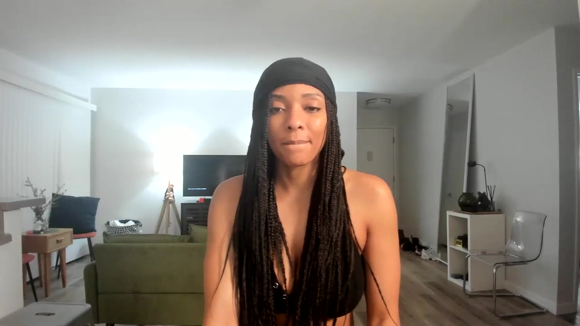 Gallery image thumbnail from Frankiiy_'s myfreecams stream on, 12/31/2024, 12:19 image 3 of 20