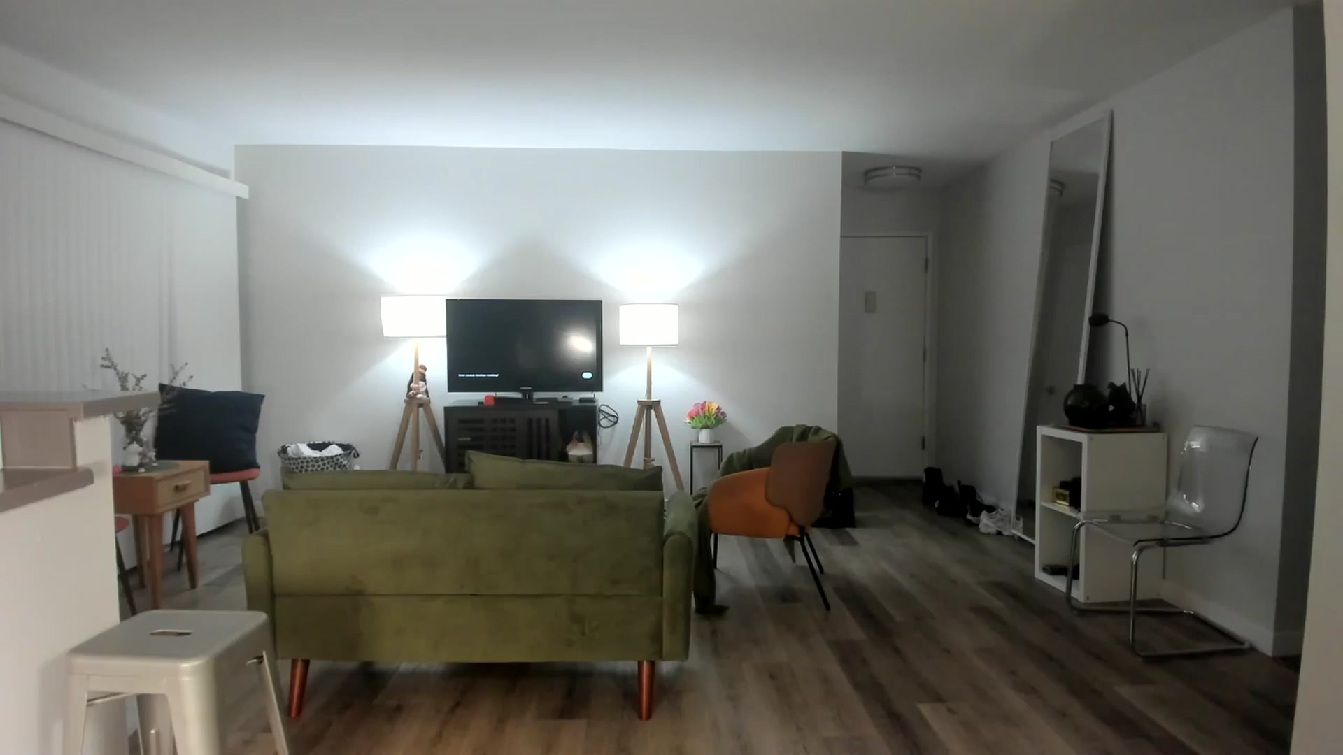 Gallery image thumbnail from Frankiiy_'s myfreecams stream on, 12/31/2024, 12:19 image 12 of 20