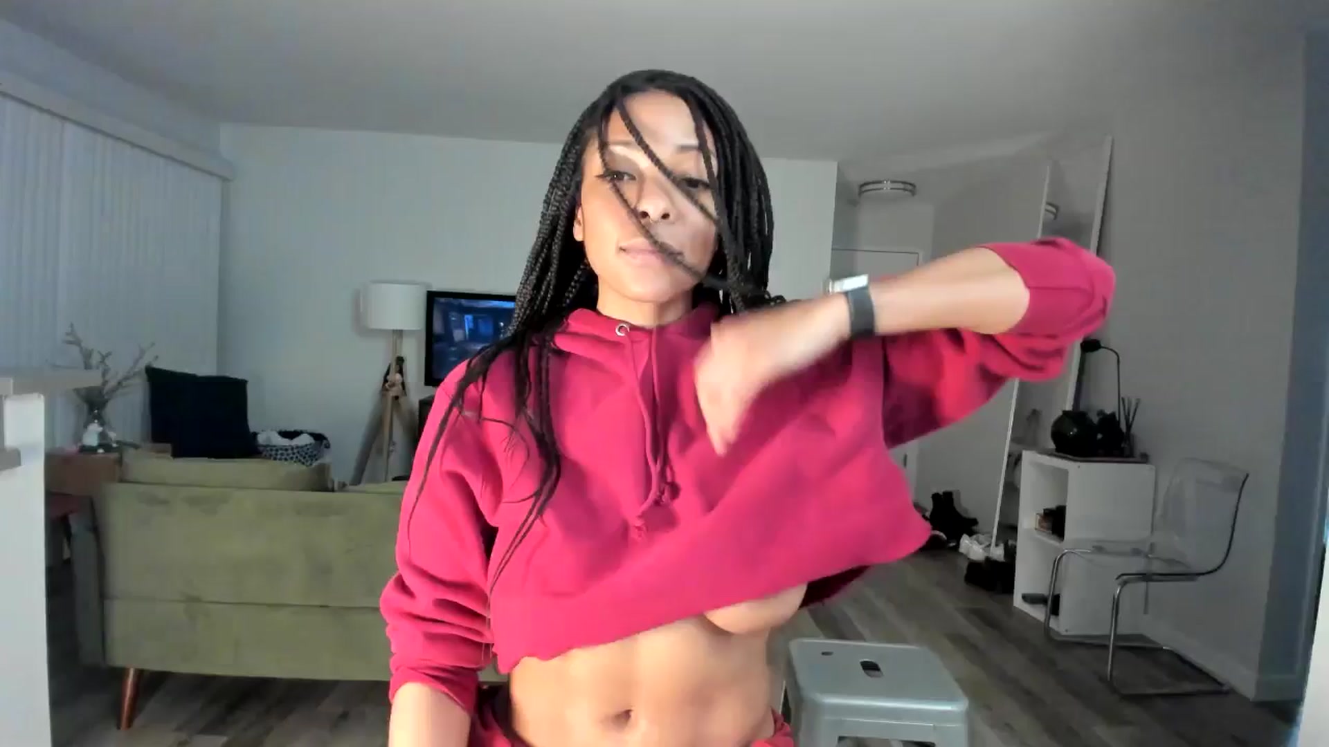 Gallery image thumbnail from Frankiiy_'s myfreecams stream on, 01/04/2025, 08:34 image 19 of 20