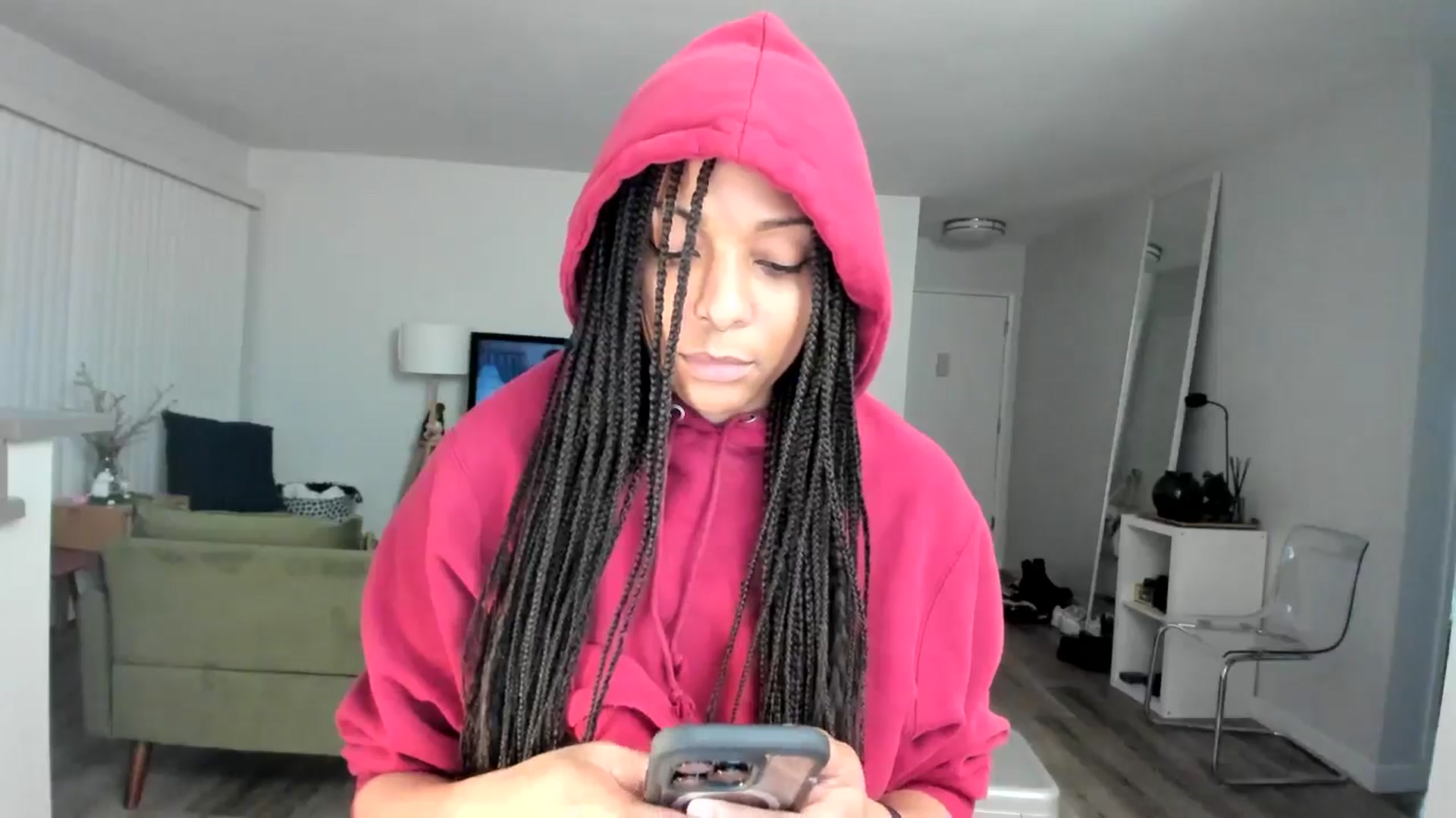 Gallery image thumbnail from Frankiiy_'s myfreecams stream on, 01/04/2025, 08:34 image 10 of 20