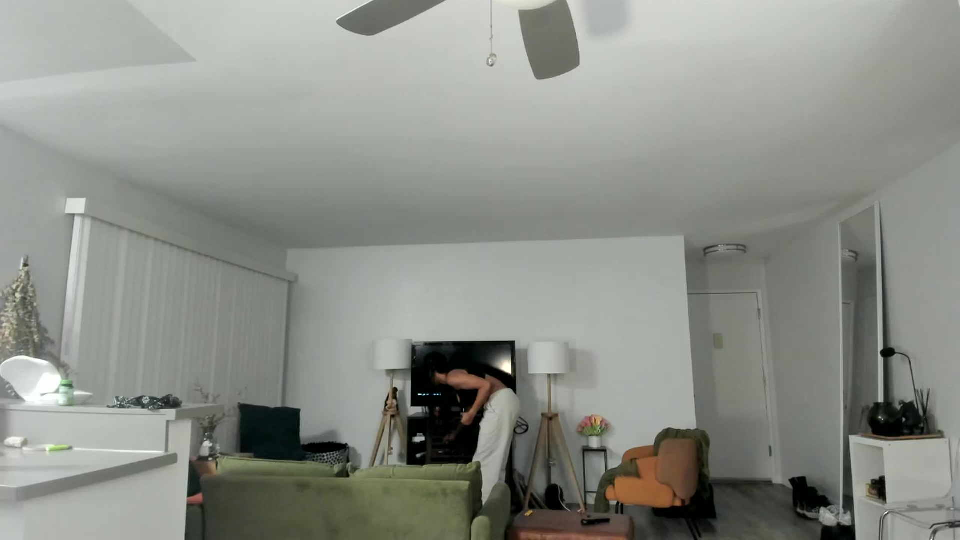 Gallery image thumbnail from Frankiiy_'s myfreecams stream on, 01/07/2025, 07:49 image 9 of 20