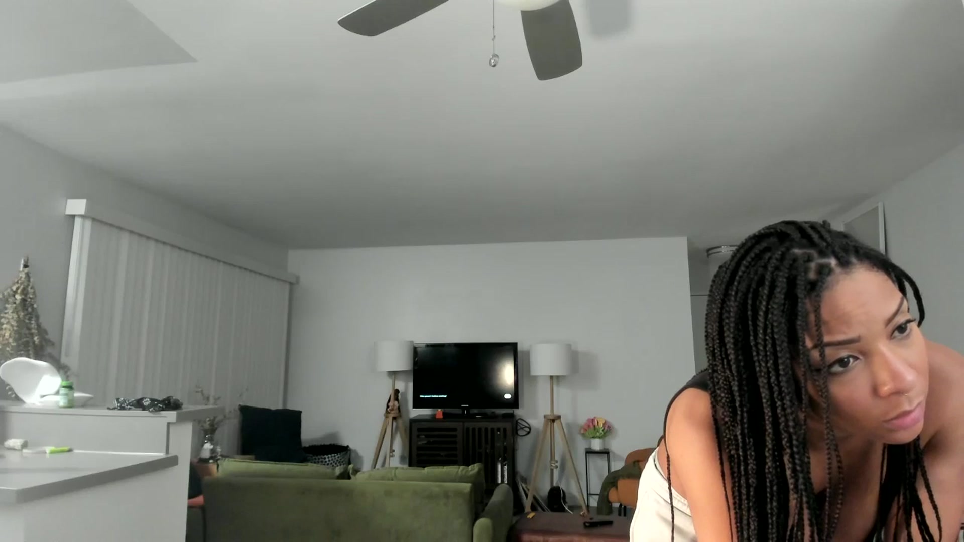 Gallery image thumbnail from Frankiiy_'s myfreecams stream on, 01/07/2025, 07:49 image 17 of 20