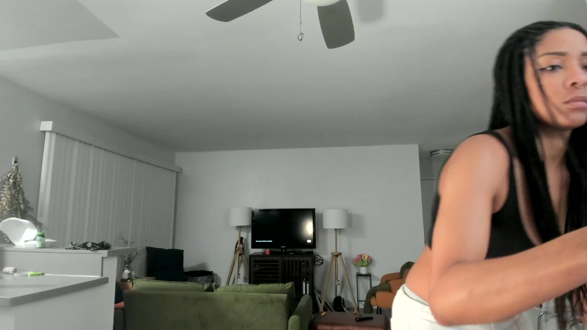 Gallery image thumbnail from Frankiiy_'s myfreecams stream on, 01/07/2025, 07:49 image 15 of 20