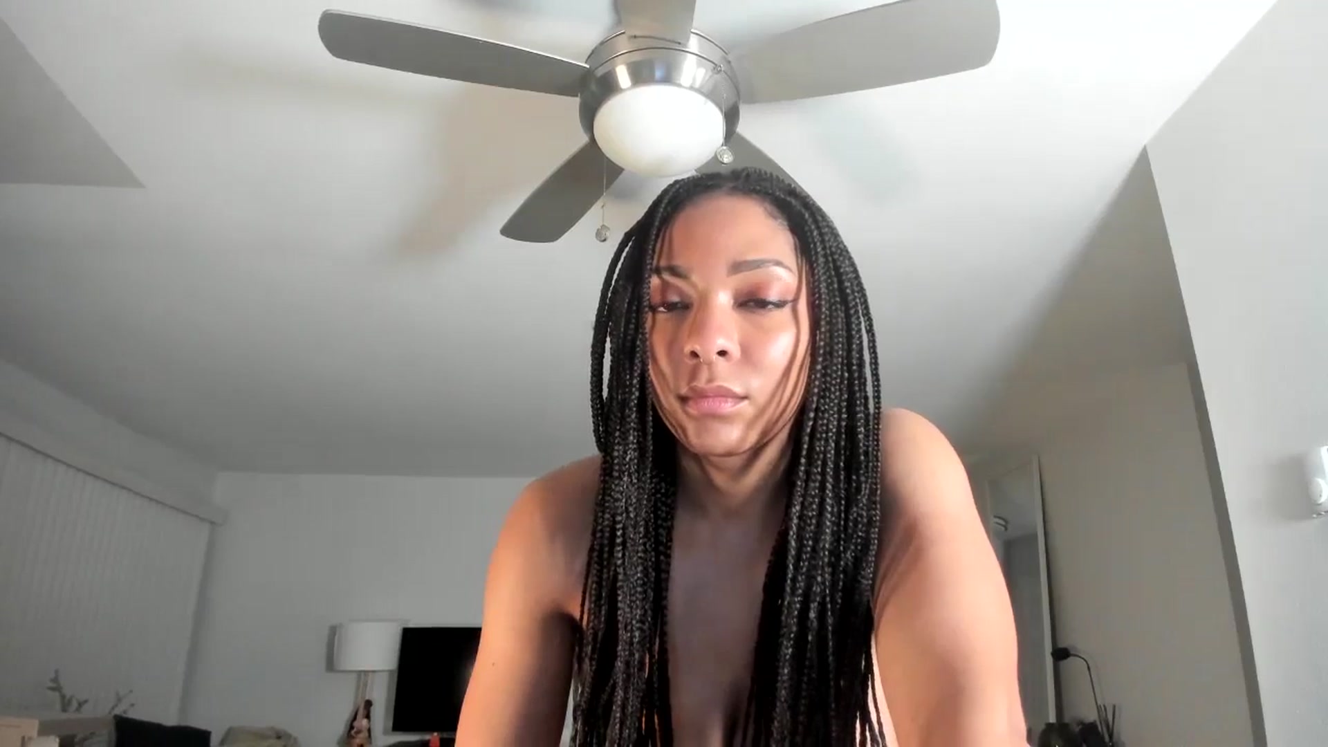 Gallery image thumbnail from Frankiiy_'s myfreecams stream on, 01/10/2025, 08:43 image 2 of 20