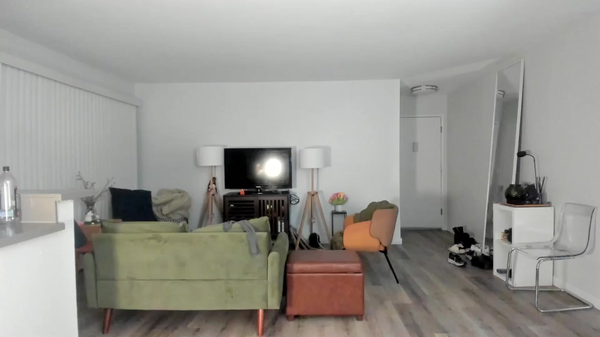 Gallery image thumbnail from Frankiiy_'s myfreecams stream on, 01/10/2025, 10:53 image 10 of 20