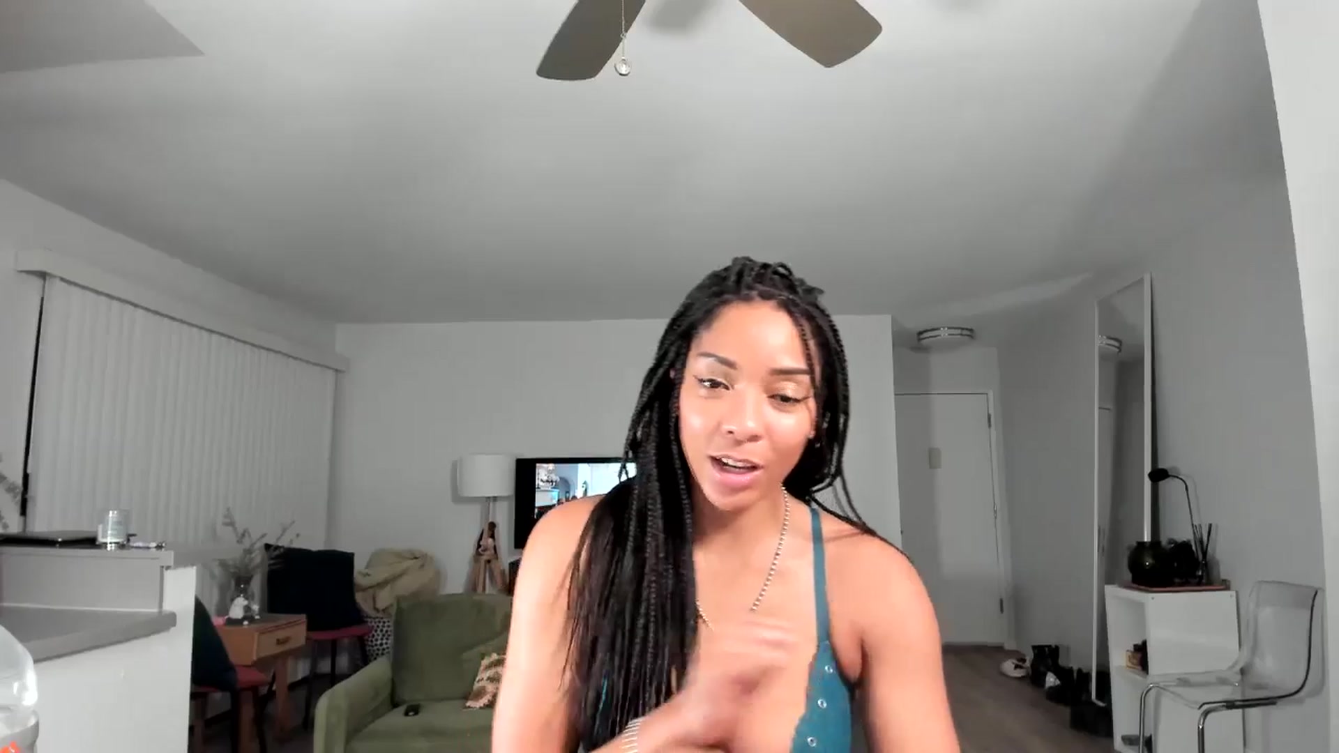Gallery image thumbnail from Frankiiy_'s myfreecams stream on, 01/21/2025, 11:08 image 17 of 20