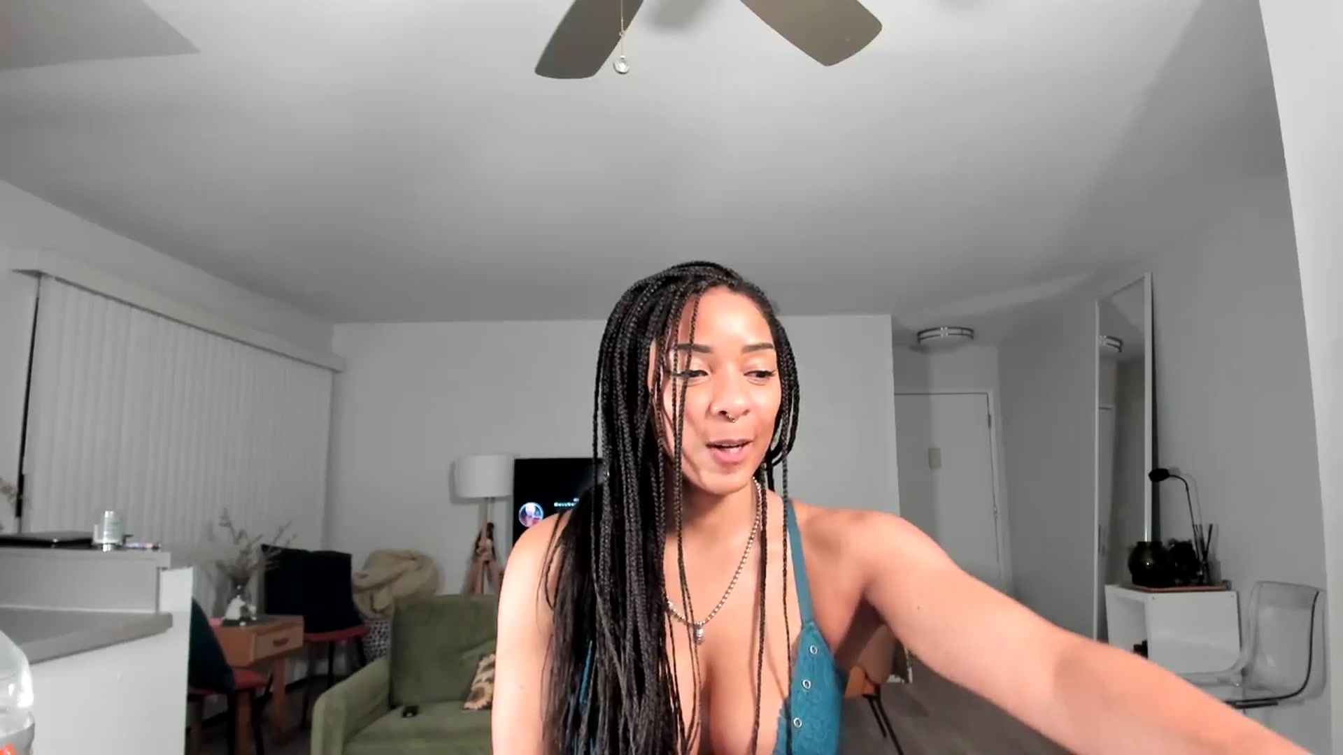 Gallery image thumbnail from Frankiiy_'s myfreecams stream on, 01/21/2025, 11:08 image 15 of 20