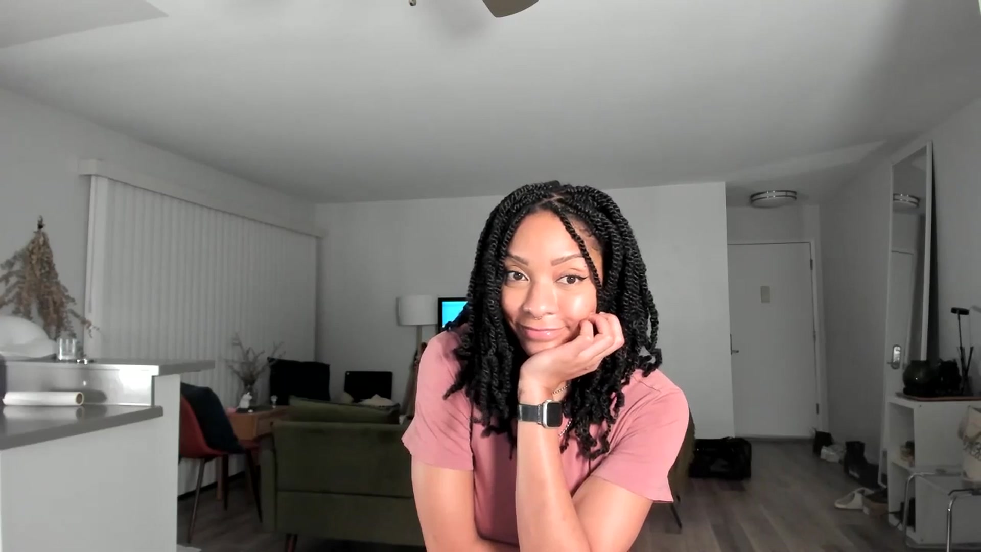 Gallery image thumbnail from Frankiiy_'s myfreecams stream on, 02/11/2025, 11:15 image 2 of 20