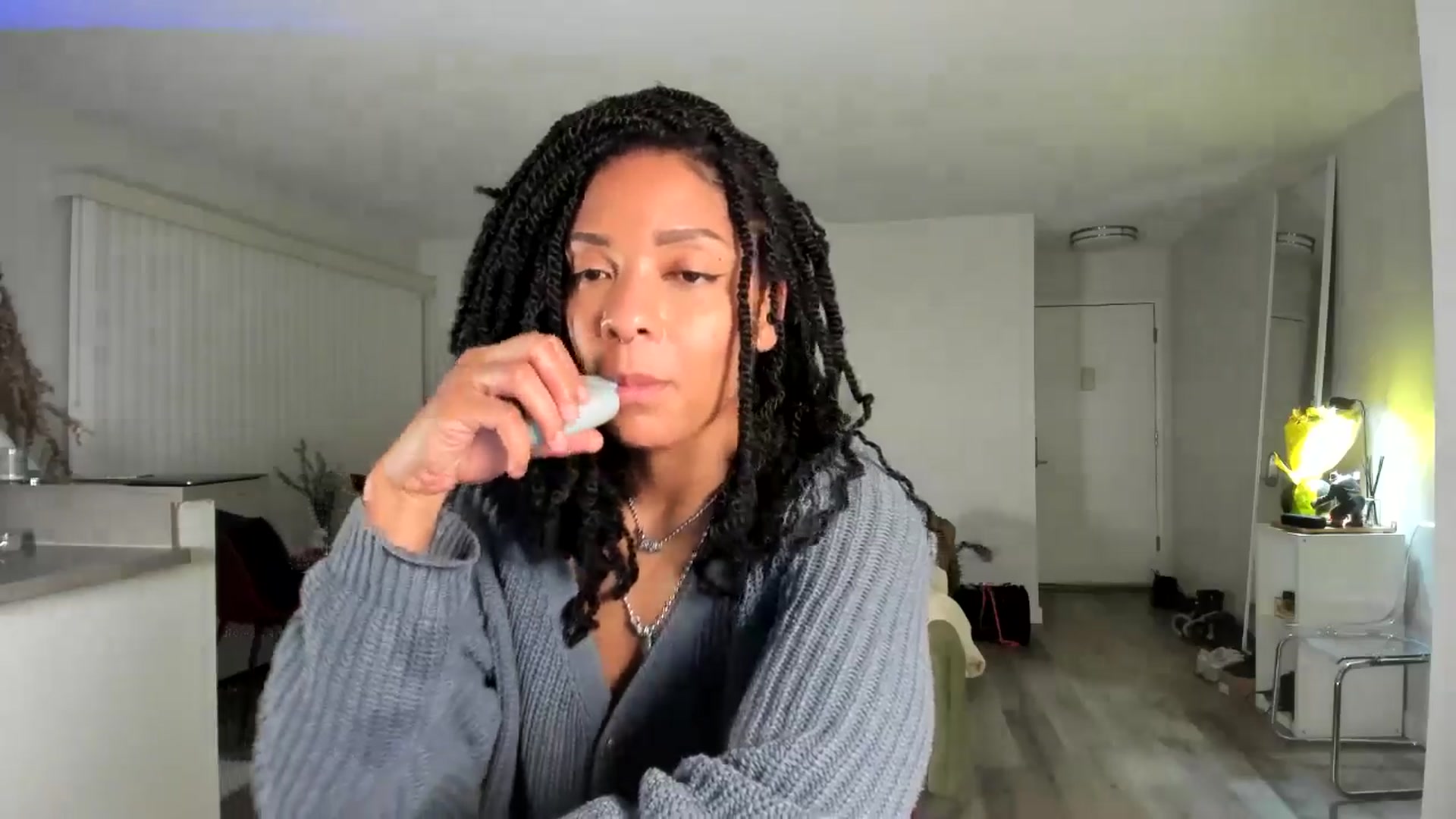 Gallery image thumbnail from Frankiiy_'s myfreecams stream on, 02/13/2025, 10:20 image 3 of 20