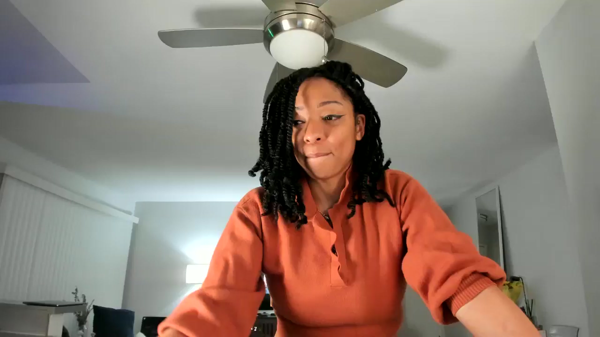 Gallery image thumbnail from Frankiiy_'s myfreecams stream on, 02/18/2025, 09:55 image 17 of 20