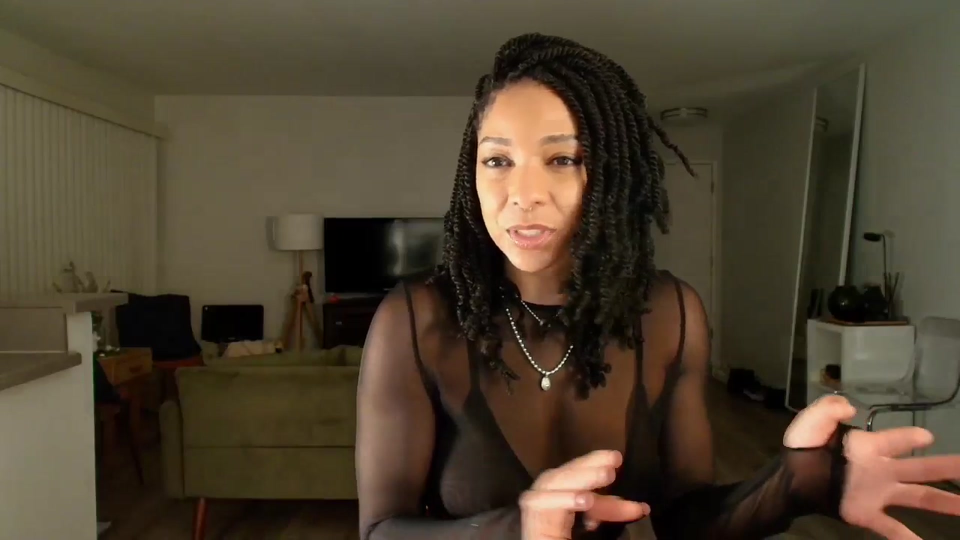 Gallery image thumbnail from Frankiiy_'s myfreecams stream on, 02/25/2025, 11:07 image 10 of 20