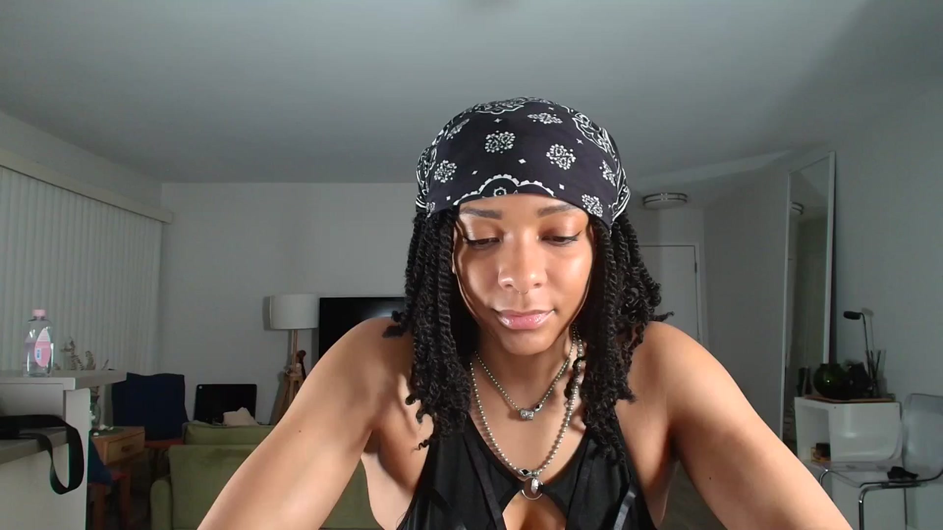 Gallery image thumbnail from Frankiiy_'s myfreecams stream on, 02/26/2025, 11:06 image 1 of 20