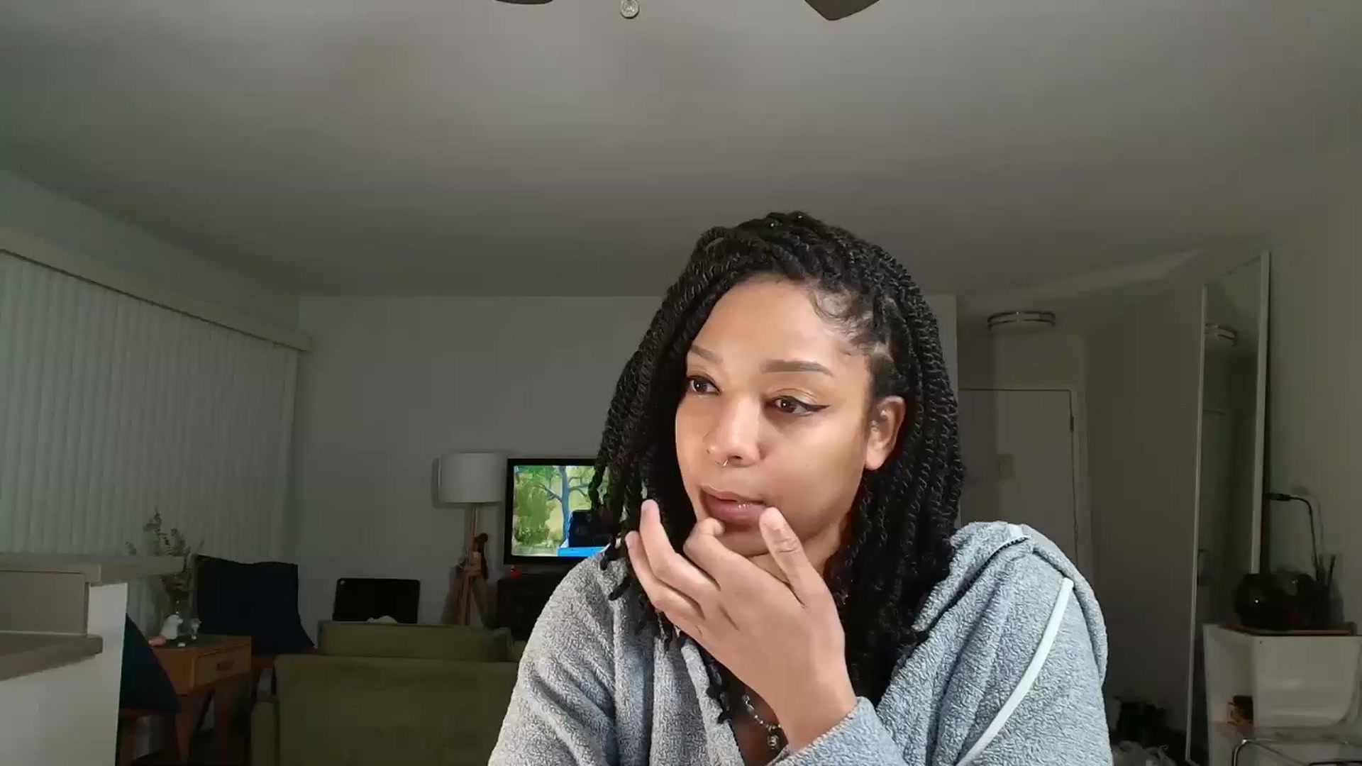 Gallery image thumbnail from Frankiiy_'s myfreecams stream on, 03/11/2025, 08:32 image 1 of 20