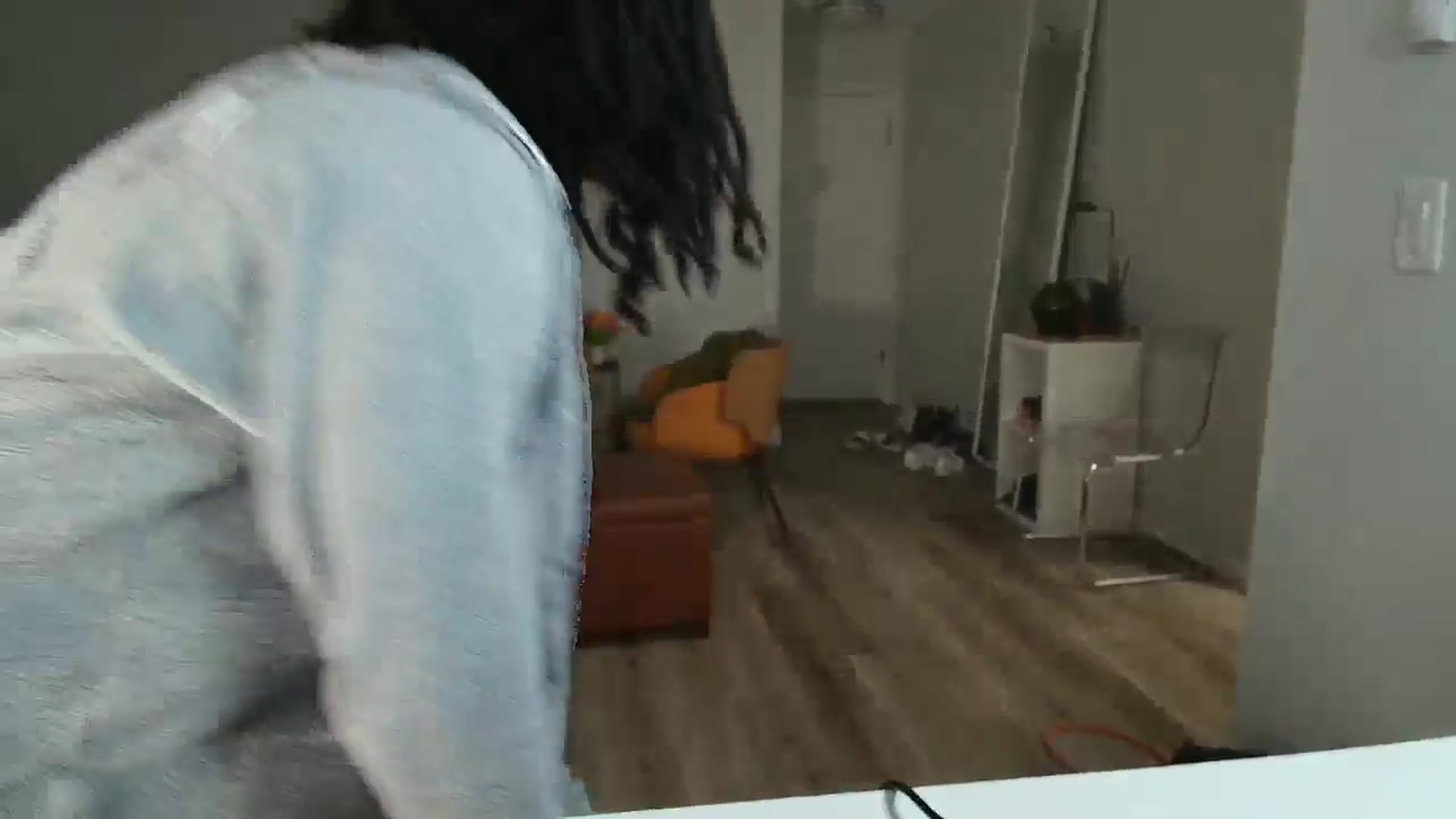 Gallery image thumbnail from Frankiiy_'s myfreecams stream on, 03/11/2025, 08:54 image 19 of 20