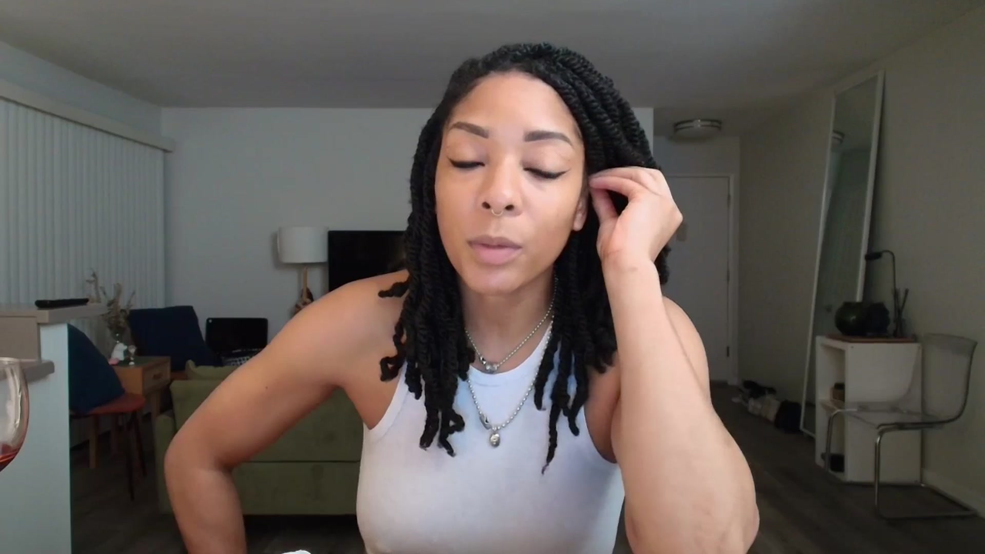 Gallery image thumbnail from Frankiiy_'s myfreecams stream on, 04/17/2025, 12:06 image 19 of 20