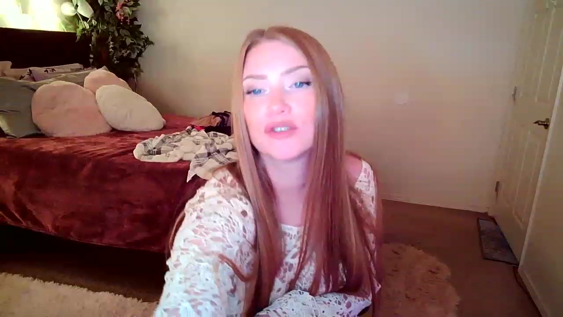 Gallery image thumbnail from Freckld_Cutie's myfreecams stream on, 11/14/2022, 20:31 image 3 of 20