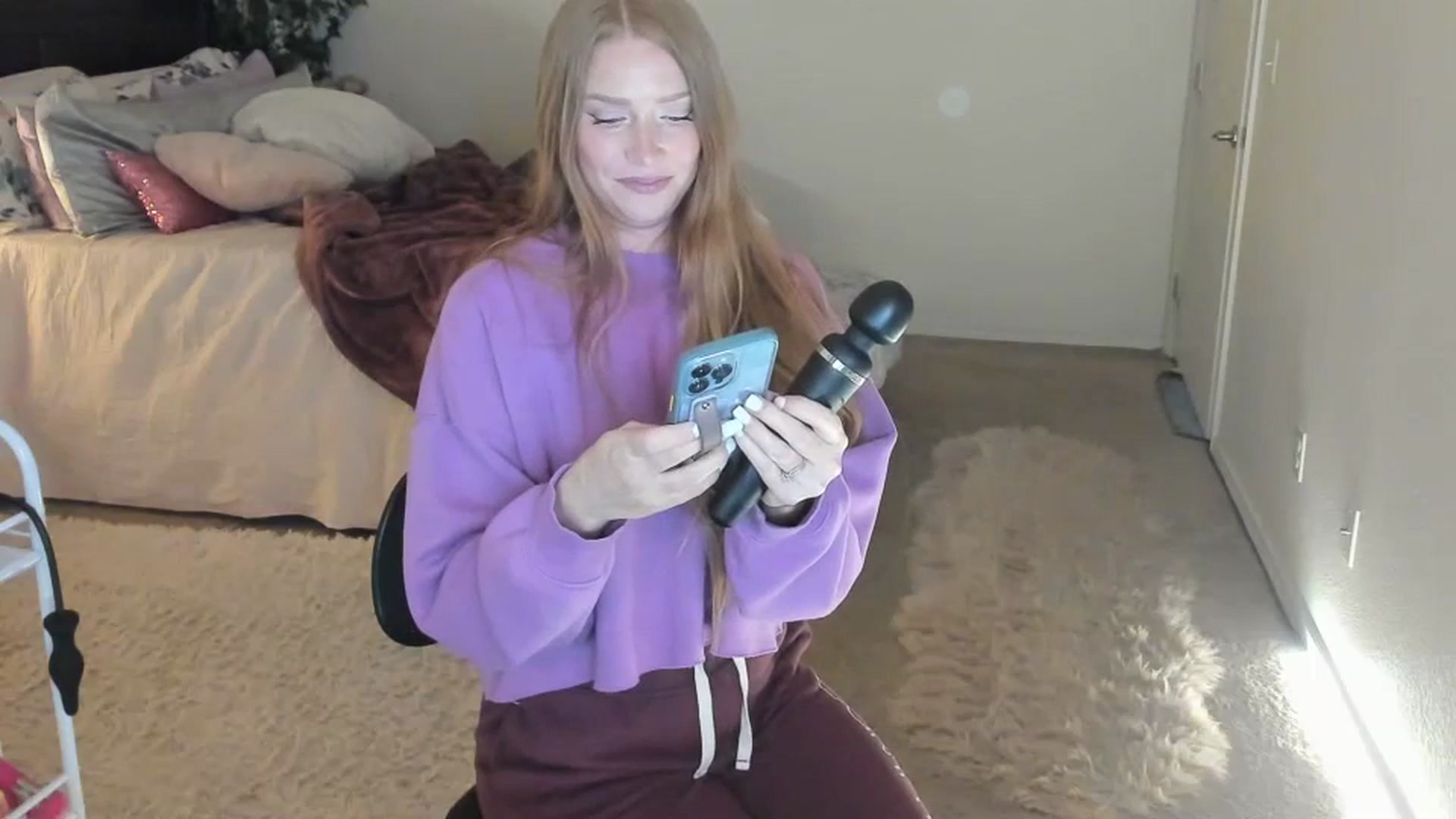Gallery image thumbnail from Freckld_Cutie's myfreecams stream on, 04/24/2023, 18:37 image 5 of 20