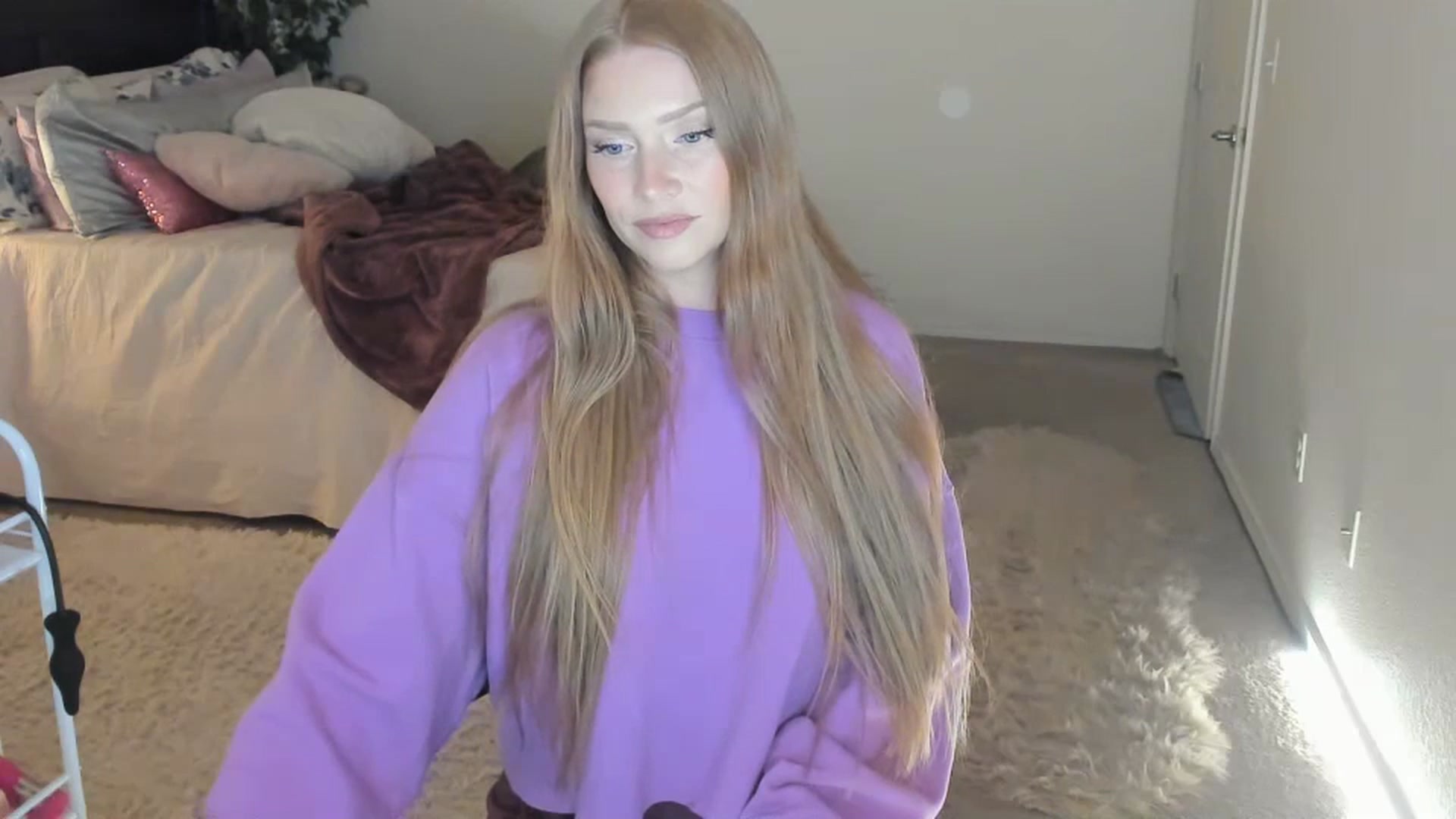 Gallery image thumbnail from Freckld_Cutie's myfreecams stream on, 04/24/2023, 18:37 image 2 of 20