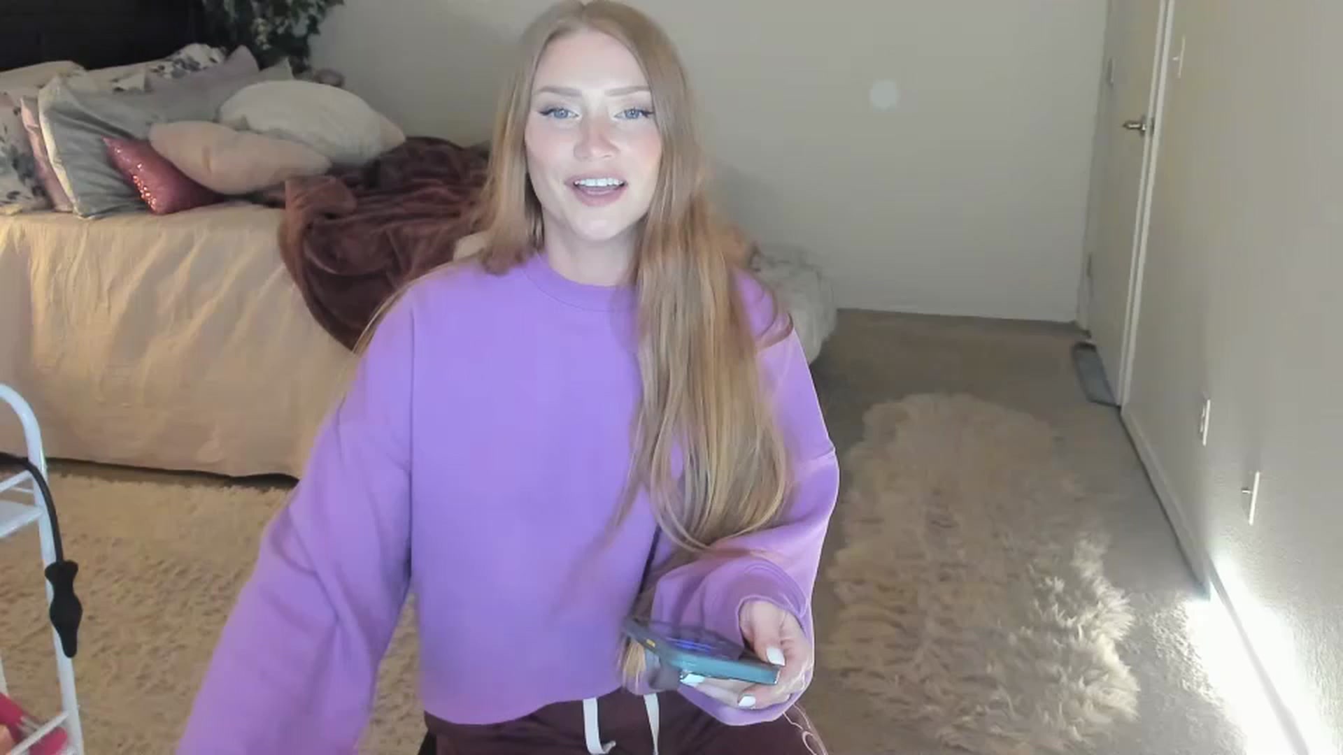 Gallery image thumbnail from Freckld_Cutie's myfreecams stream on, 04/24/2023, 18:37 image 13 of 20