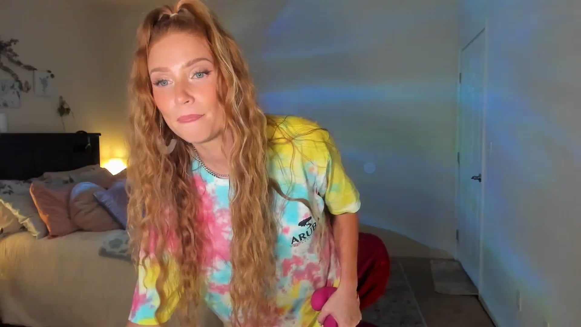 Gallery image thumbnail from Freckld_Cutie's myfreecams stream on, 04/11/2024, 20:26 image 2 of 20