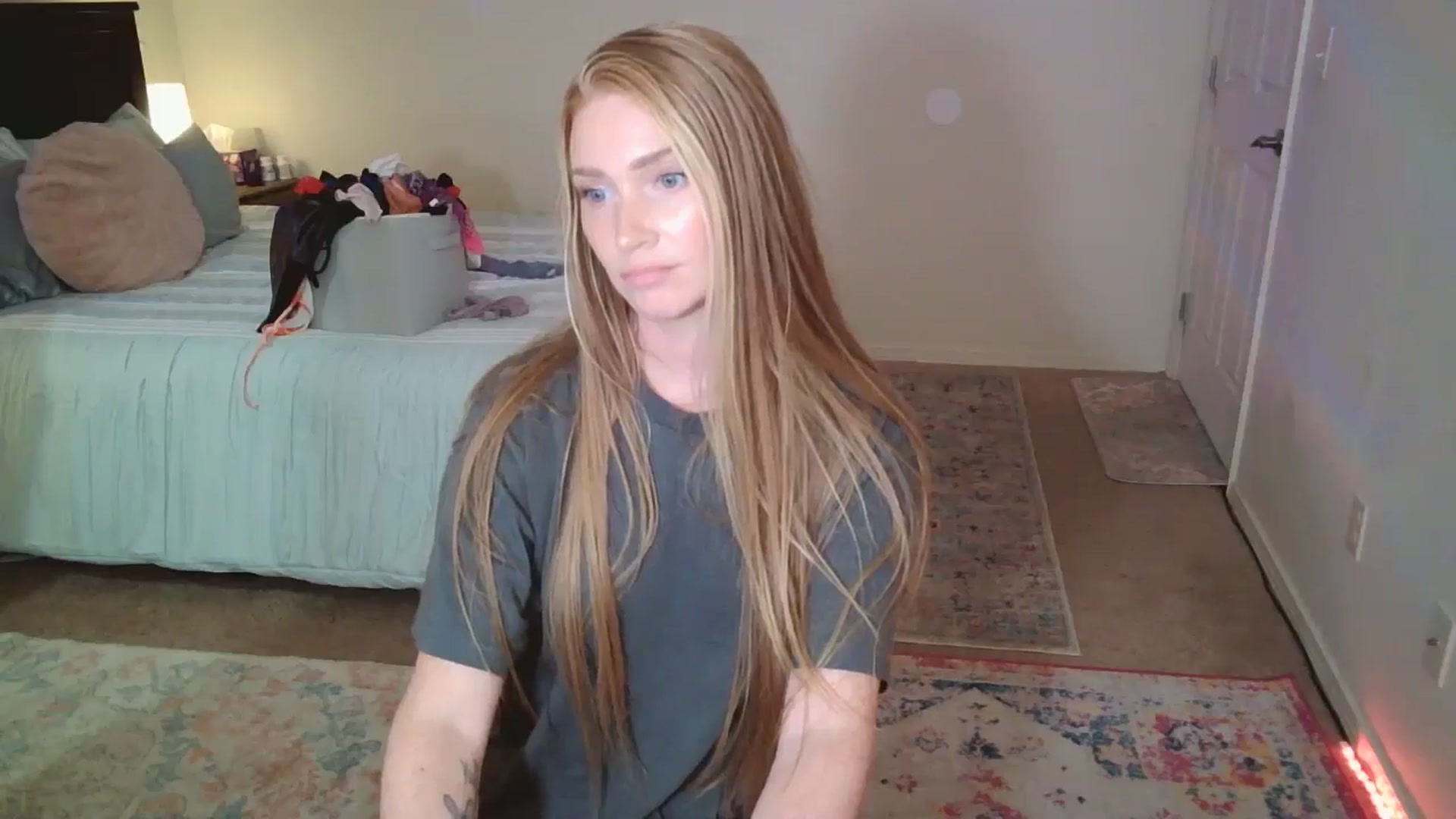 Gallery image thumbnail from Freckld_Cutie's myfreecams stream on, 05/28/2024, 20:56 image 12 of 20