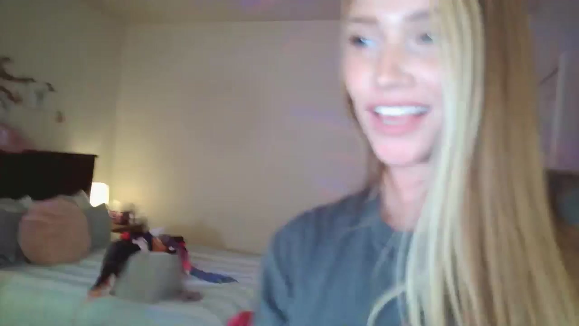 Gallery image thumbnail from Freckld_Cutie's myfreecams stream on, 05/28/2024, 20:56 image 1 of 20