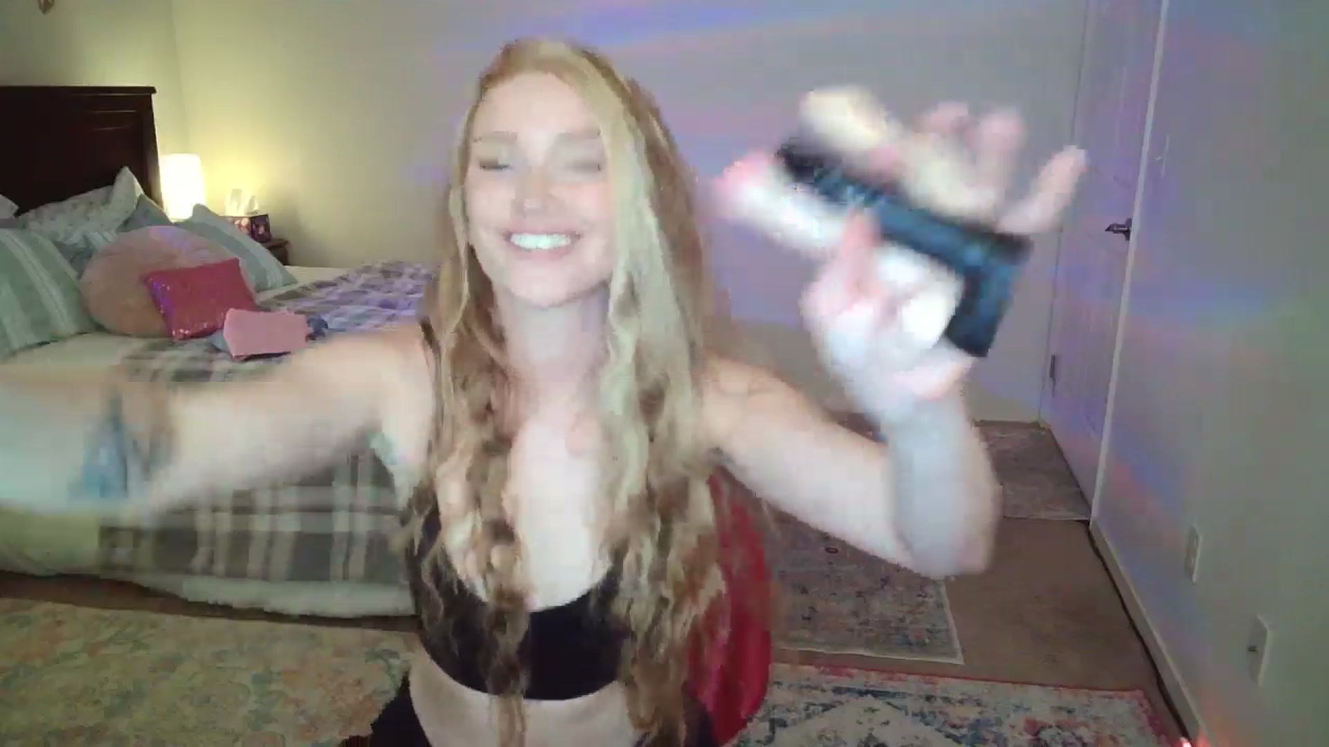 Gallery image thumbnail from Freckld_Cutie's myfreecams stream on, 05/30/2024, 17:08 image 11 of 20