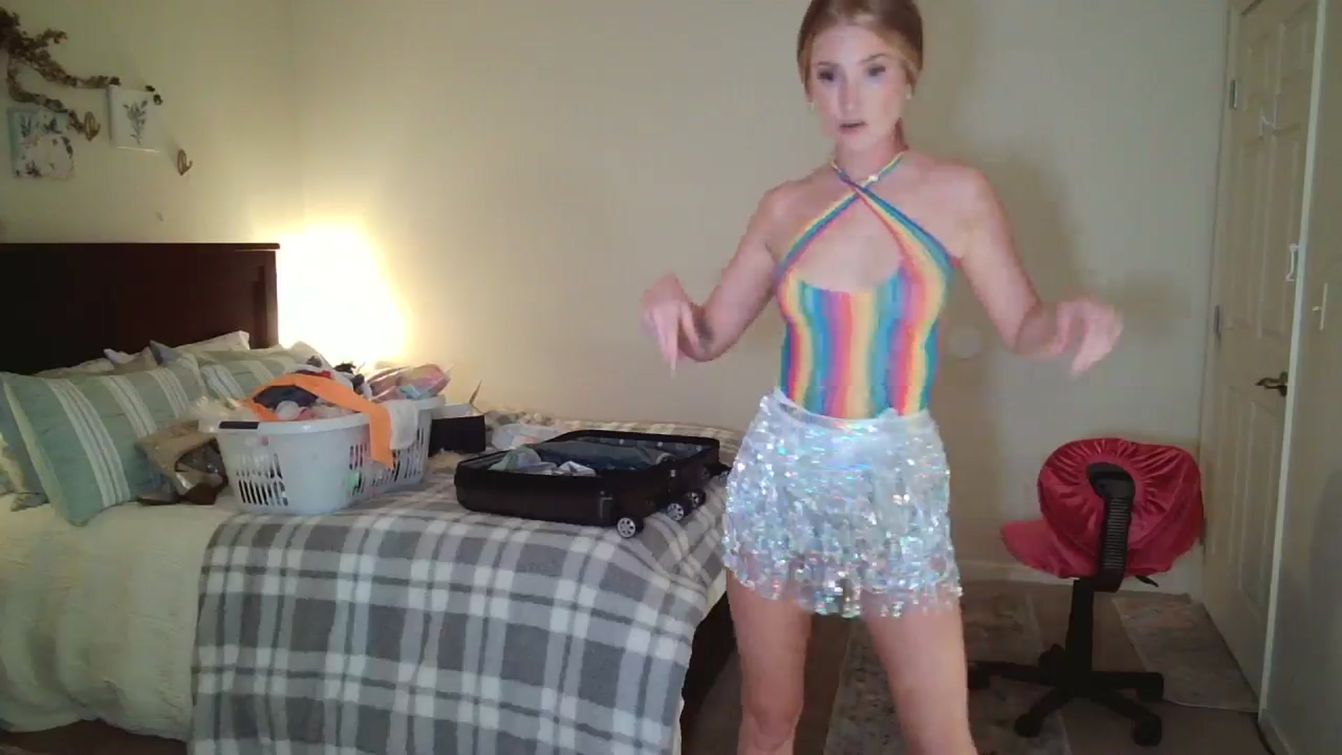 Gallery image thumbnail from Freckld_Cutie's myfreecams stream on, 06/04/2024, 18:11 image 15 of 20