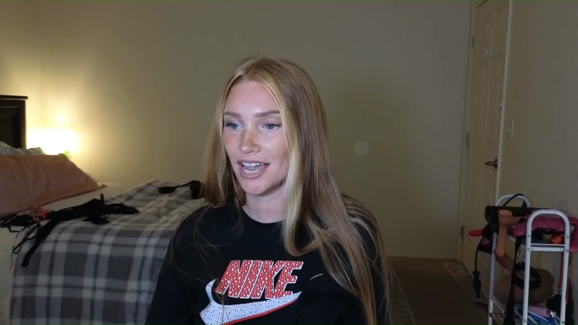 Gallery image thumbnail from Freckld_Cutie's myfreecams stream on, 06/12/2024, 18:07 image 2 of 20